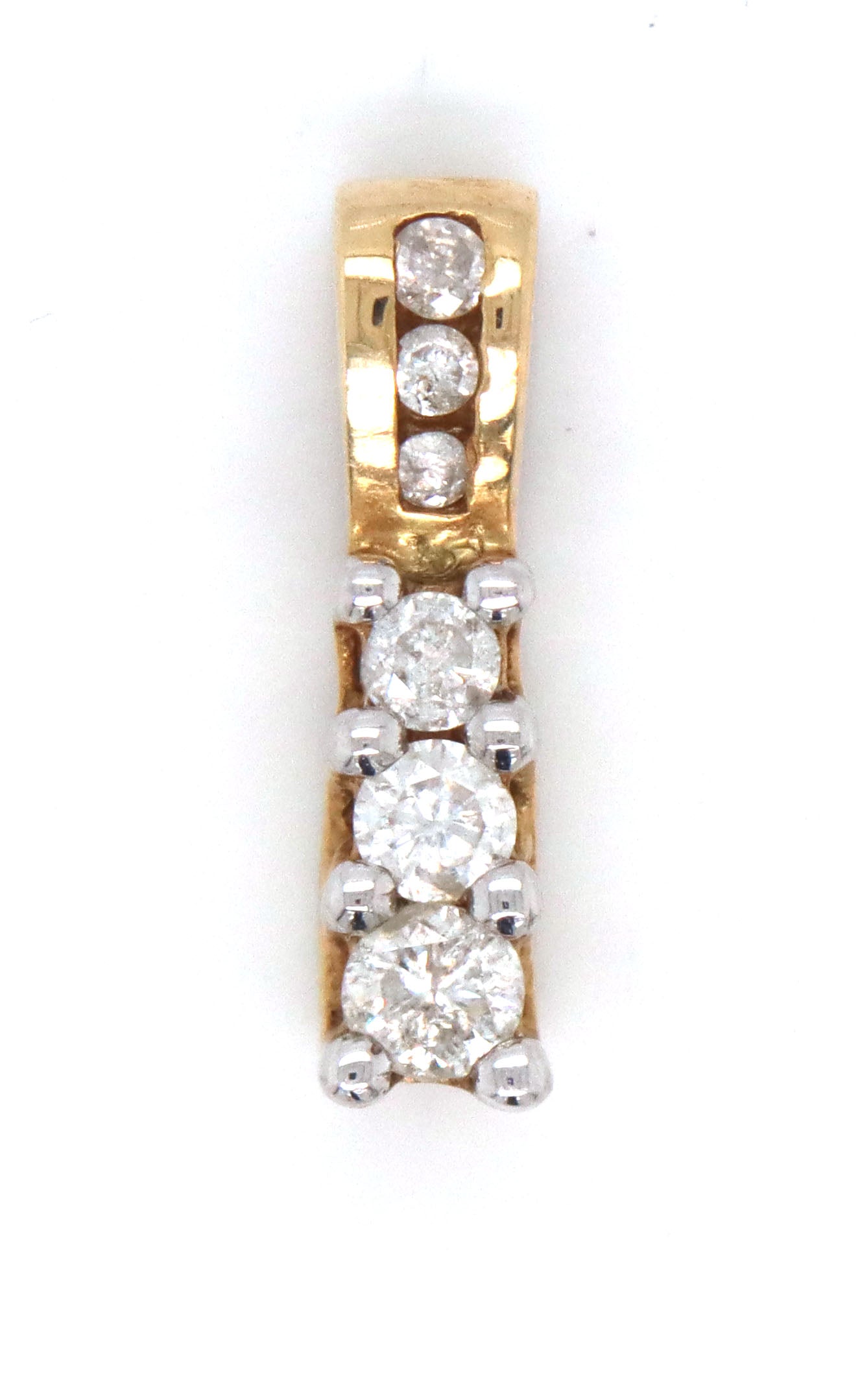 10kt Yellow gold diamond pendant