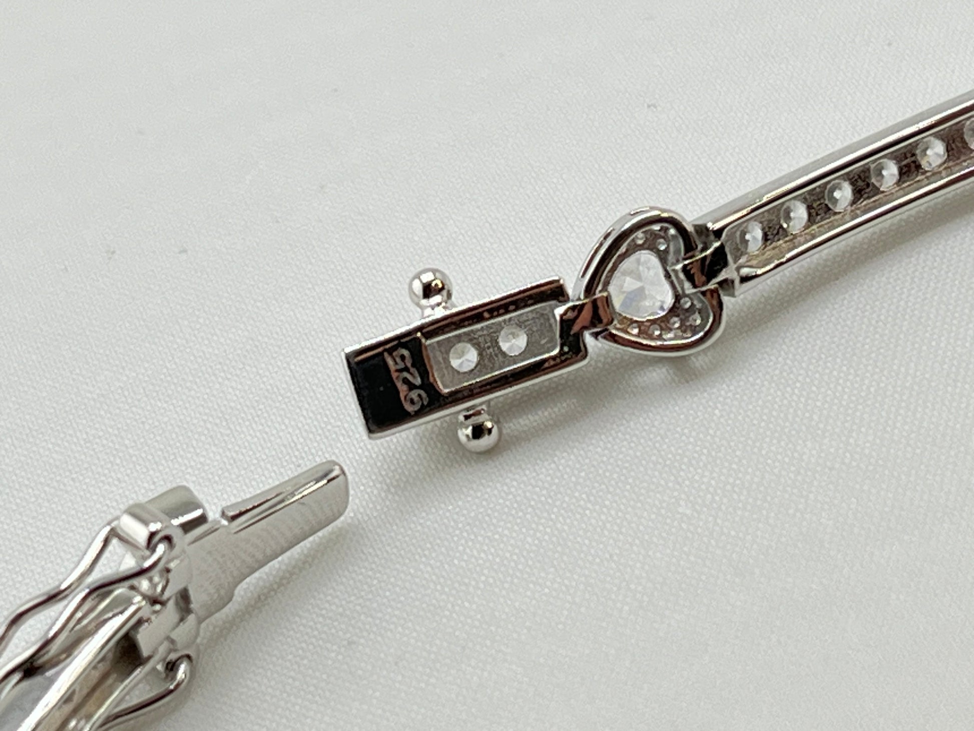925 Sterling Silver Tennis Bracelet With Heart Station