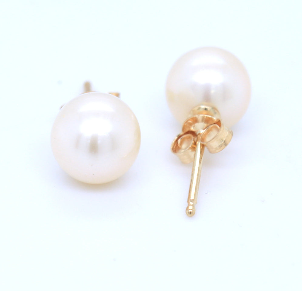 14kt Yellow gold 6-6.5mm Pearl stud earrings