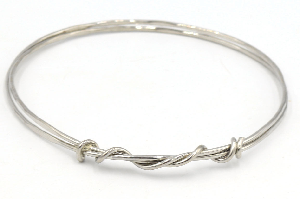 Group lot of 4 Vintage 925 sterling silver bangles