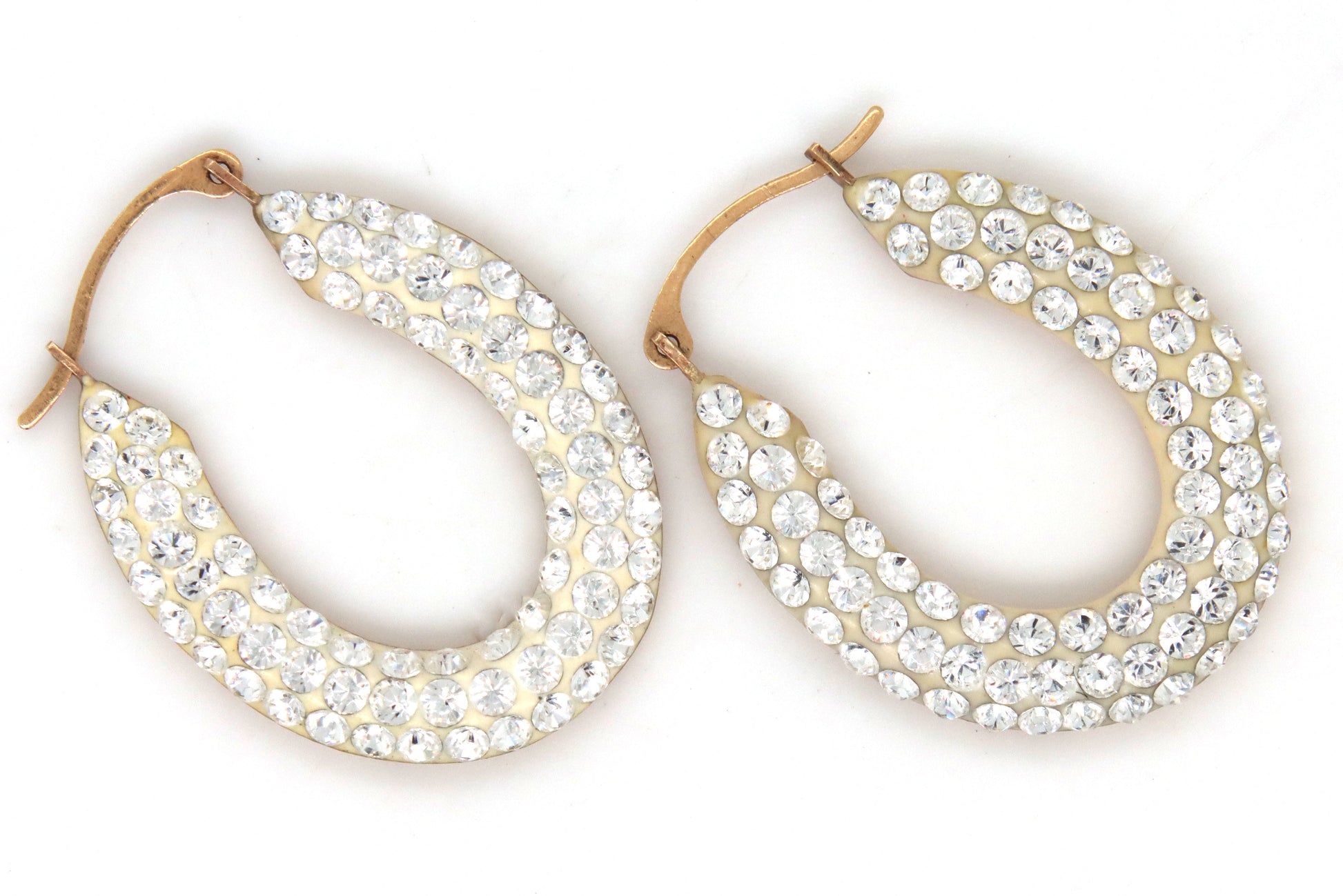 14kt Yellow gold crystal oval earrings