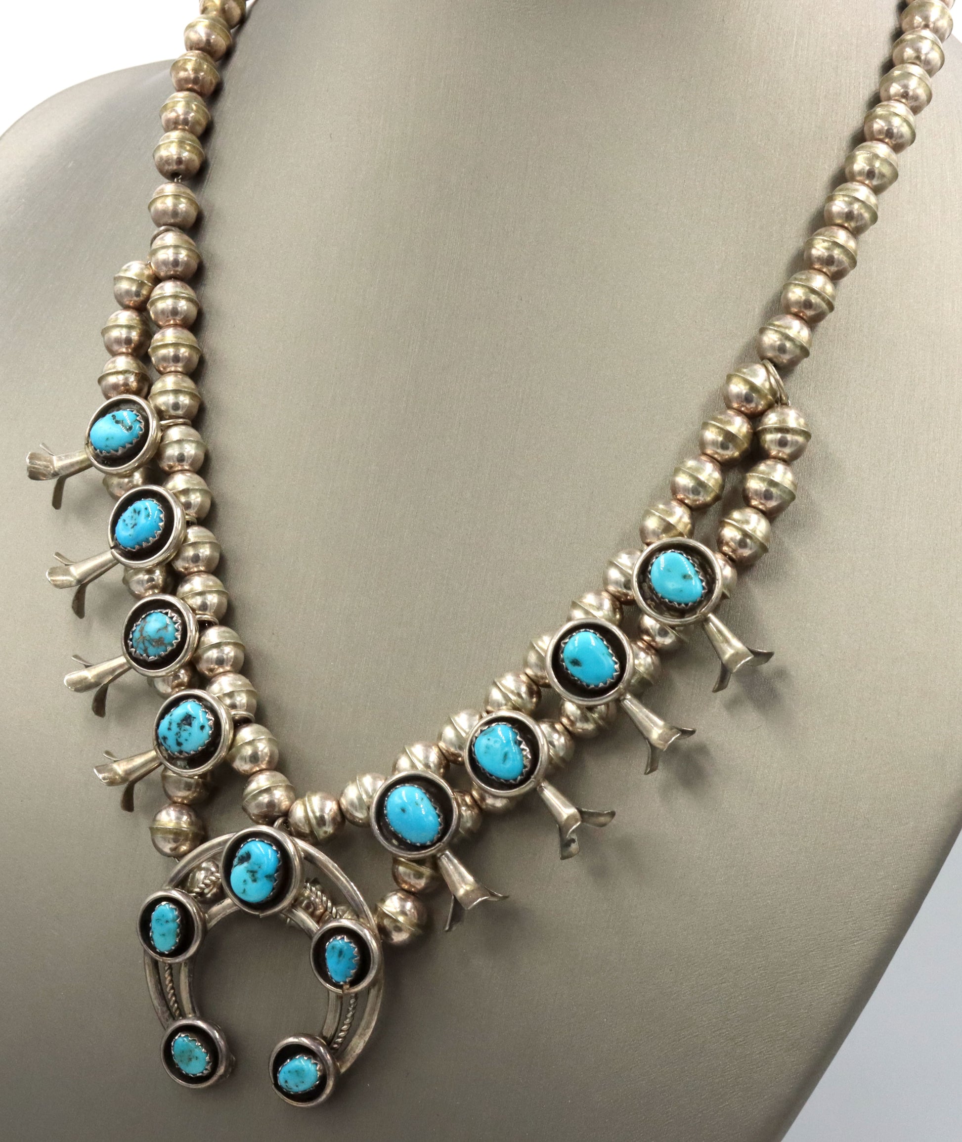 Navajo Kingman PG turquoise sterling silver necklace