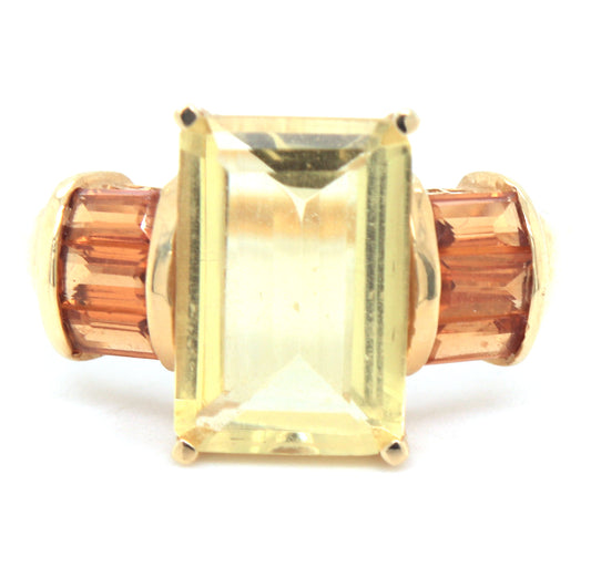 14kt Yellow gold quartz and sapphire ring