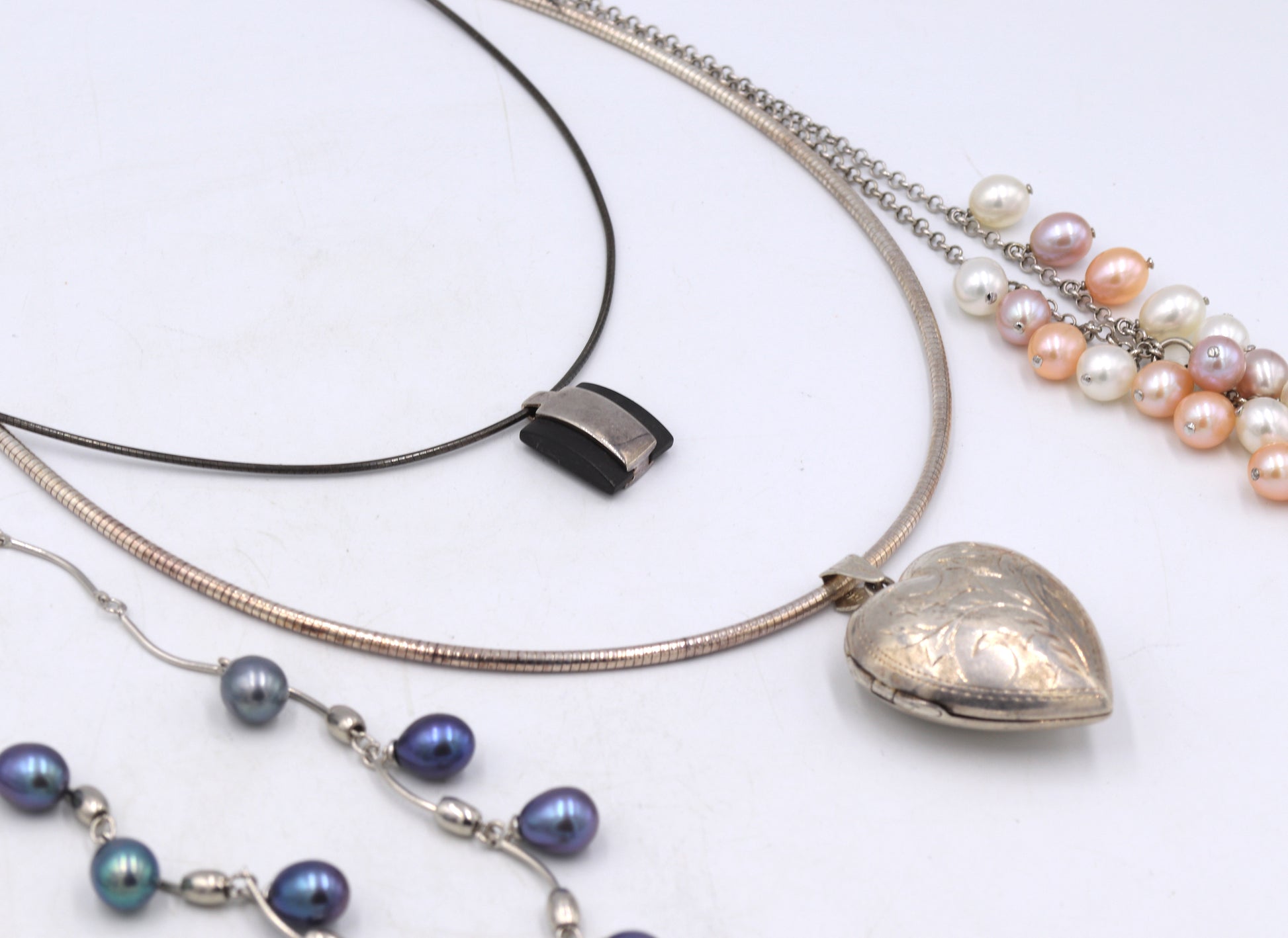Group lot of vintage 925 sterling silver jewelry