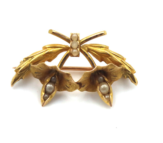 Vintage 10kt yellow gold pearl bean brooch