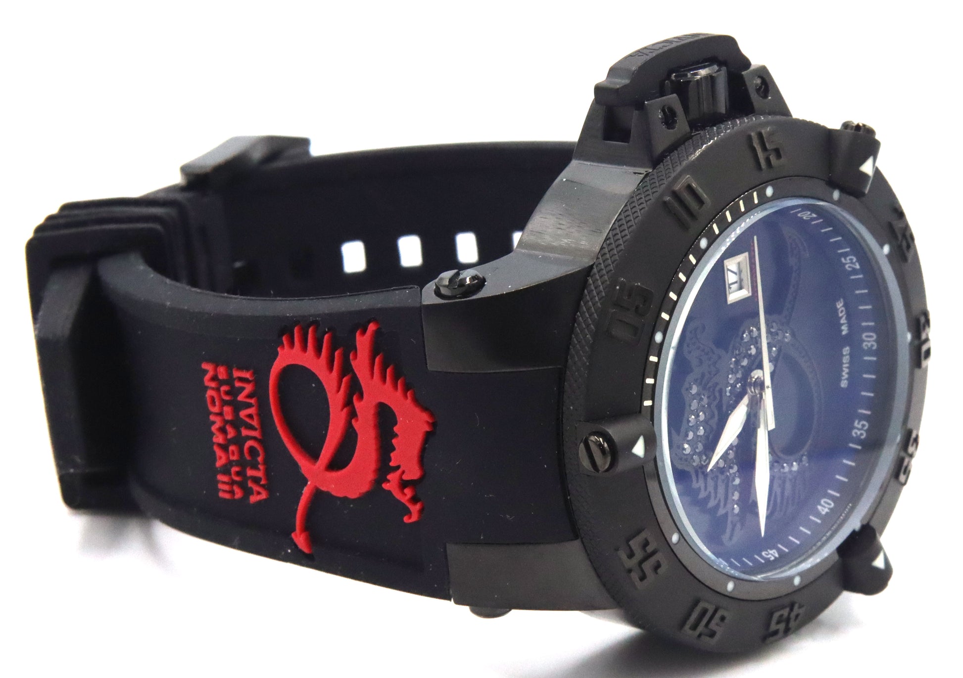 Invicta Subaqua Noma III with a striking blue dial and black case