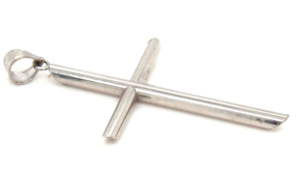 14kt White gold cross pendant