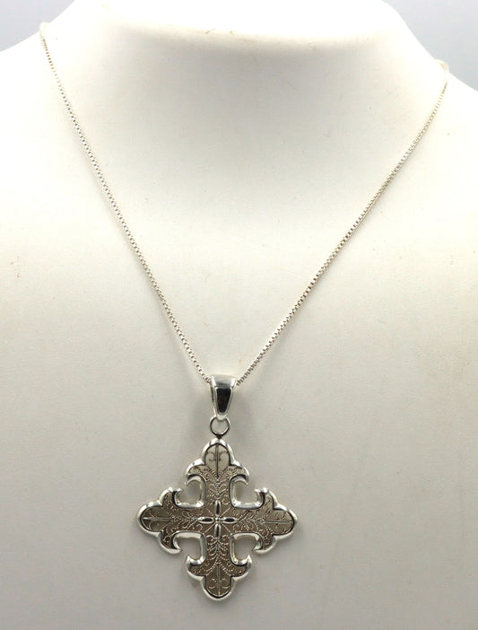 Italian 925 sterling silver Filigree Maltese Cross Necklace