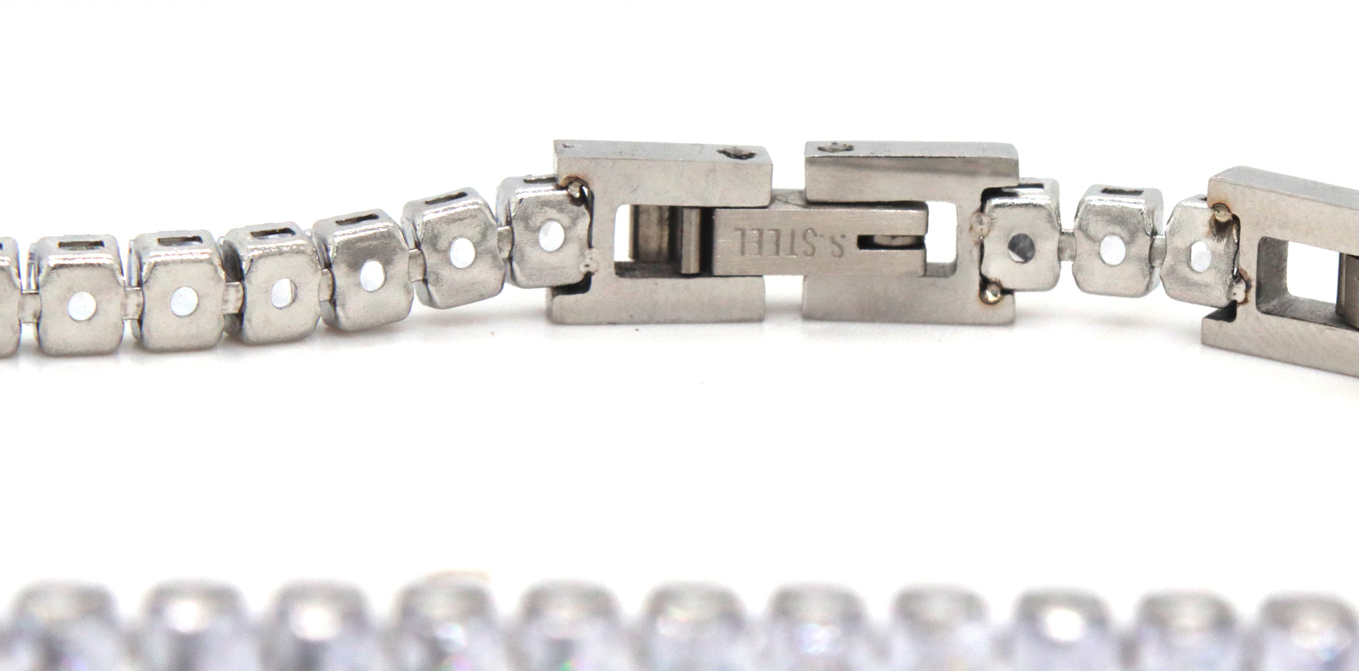 Stainless steel princess cut glass link bracelet