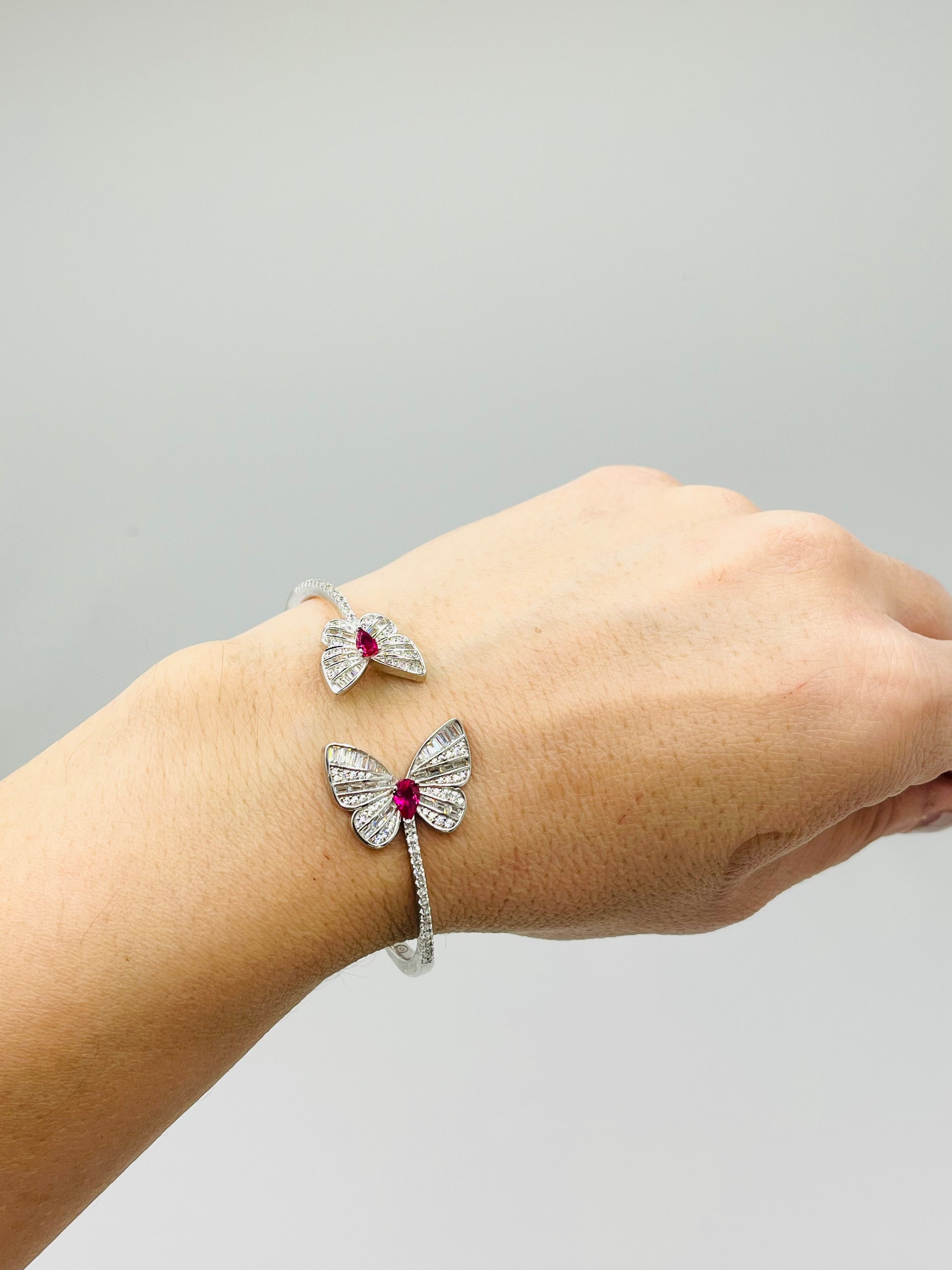 925 Sterling Silver Stunning Twin Butterfly Cuff With Baguette And Round Rhinestone Cuff Bracelet