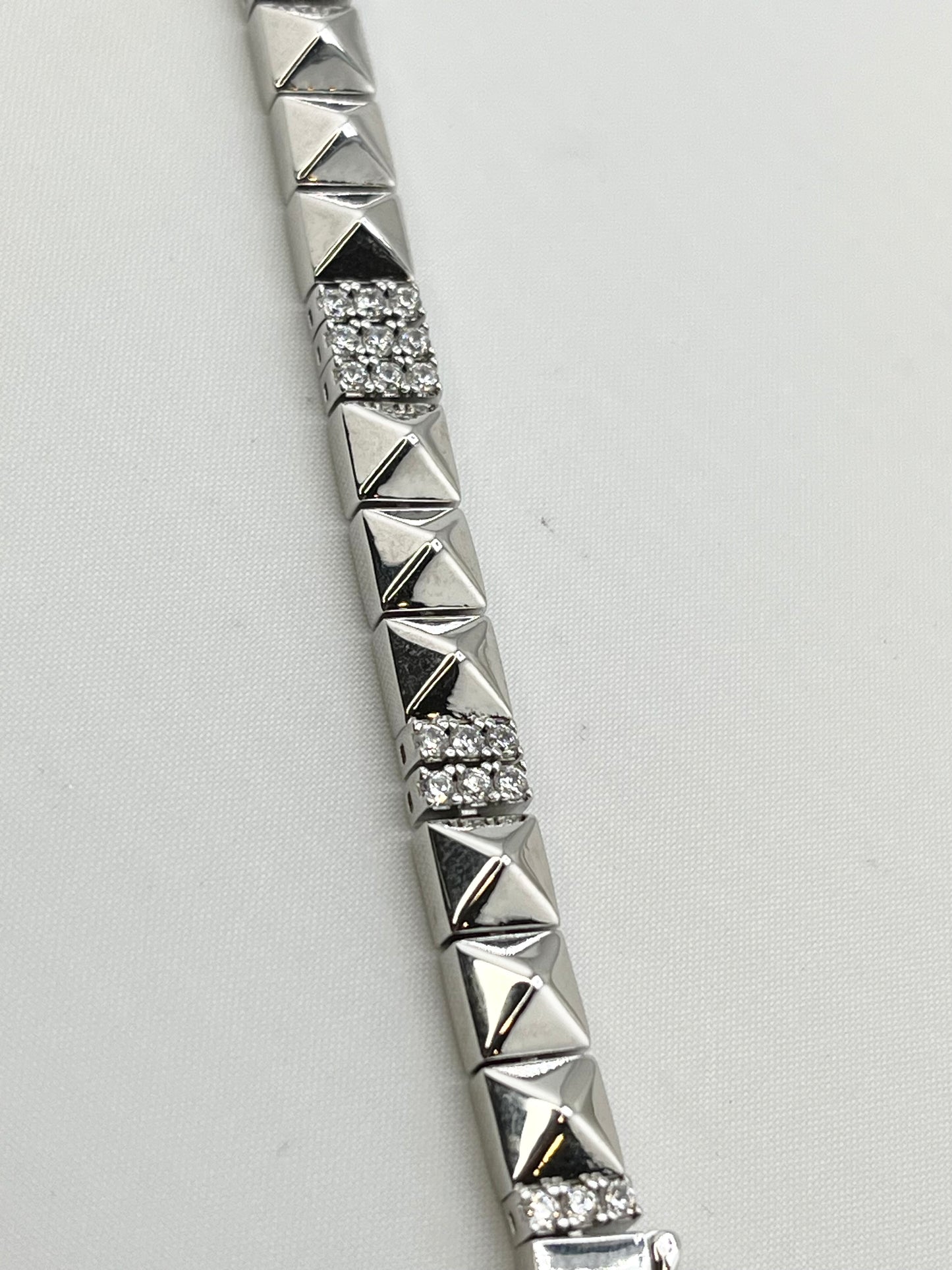 925 Sterling Silver Alternative Polished Pyramid link With Crystal Pave Bracelet
