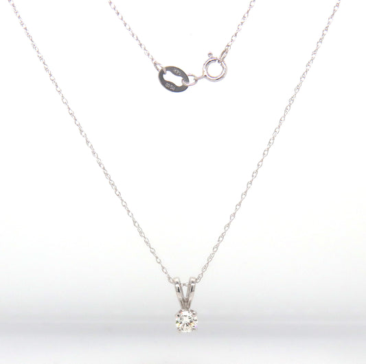 14kt White gold 0.15ctw round brilliant cut diamond pendant on chain