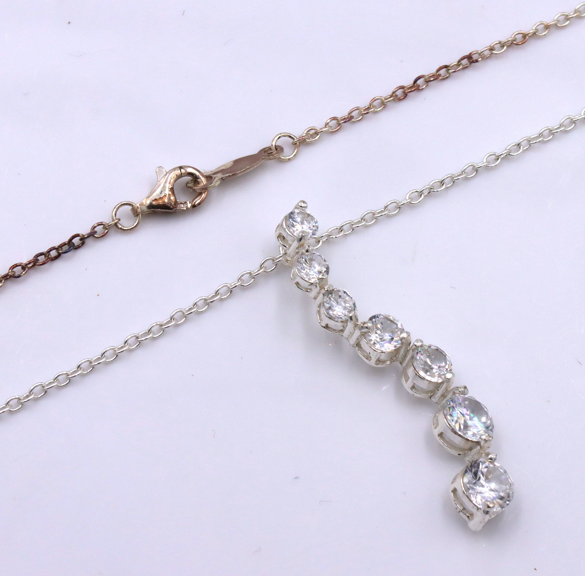 Group lot of 7 vintage 925 sterling silver pendants on chain necklaces