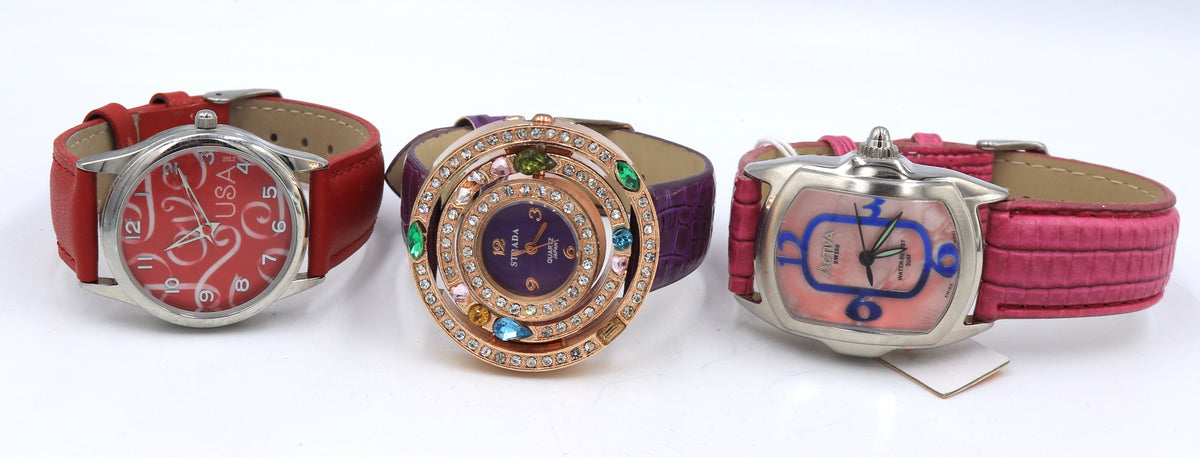 Big group lot of ladies watches