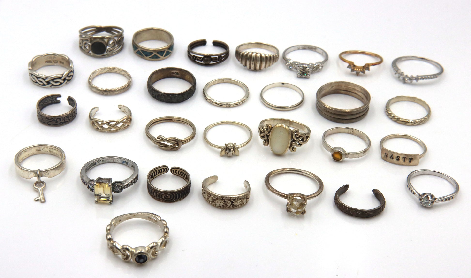 Group to of Vintage 925 sterling silver rings