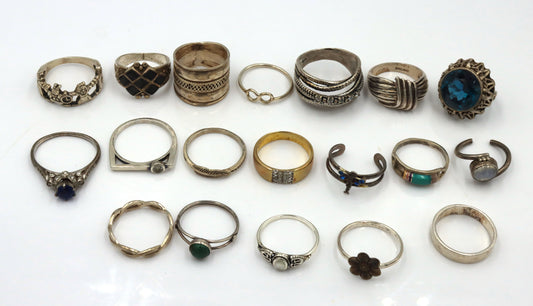 Group lot of vintage 925 sterling silver rings