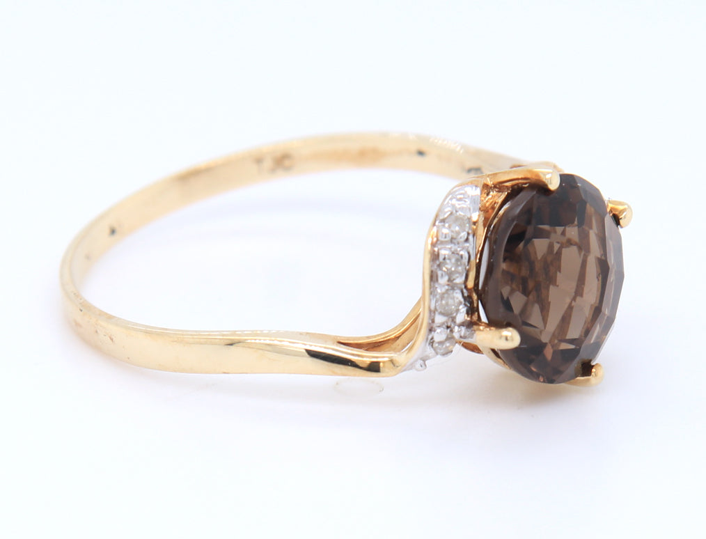 10KT Yellow Gold Smokey Quartz Cocktail Ring