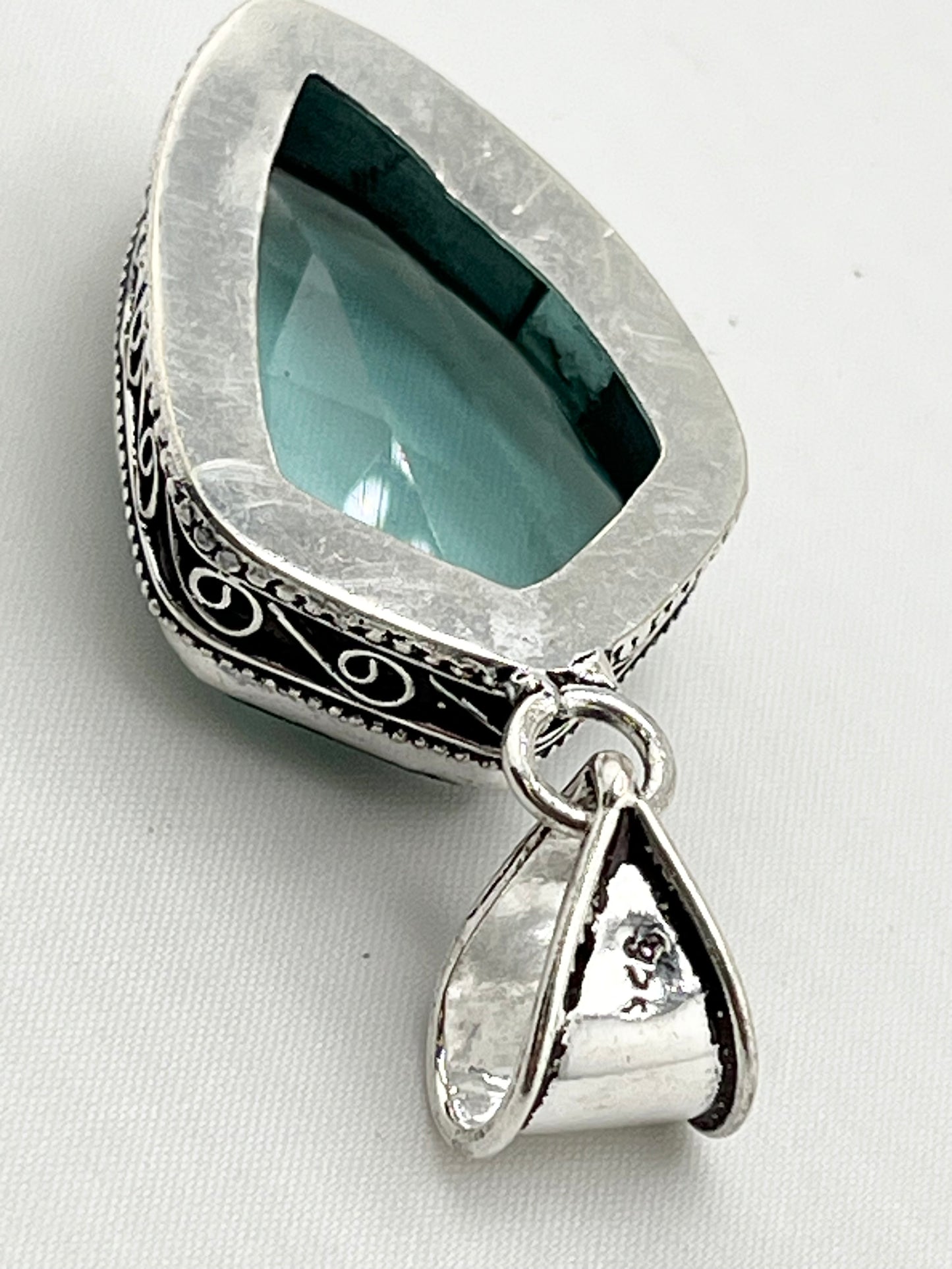 925 Sterling Silver Large Blue Stone With Ornate Setting Ring