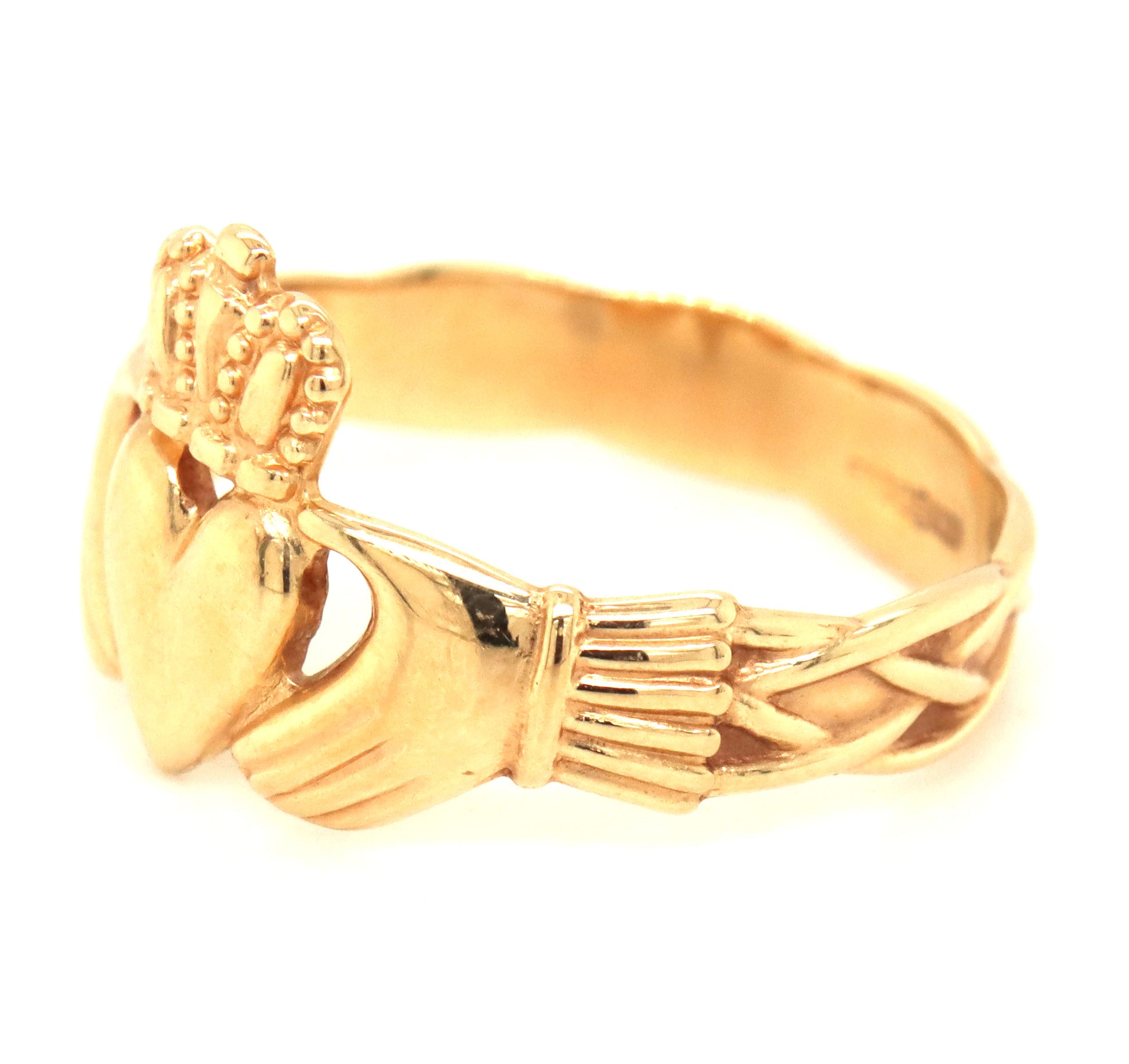 10kt Yellow gold Claddagh ring