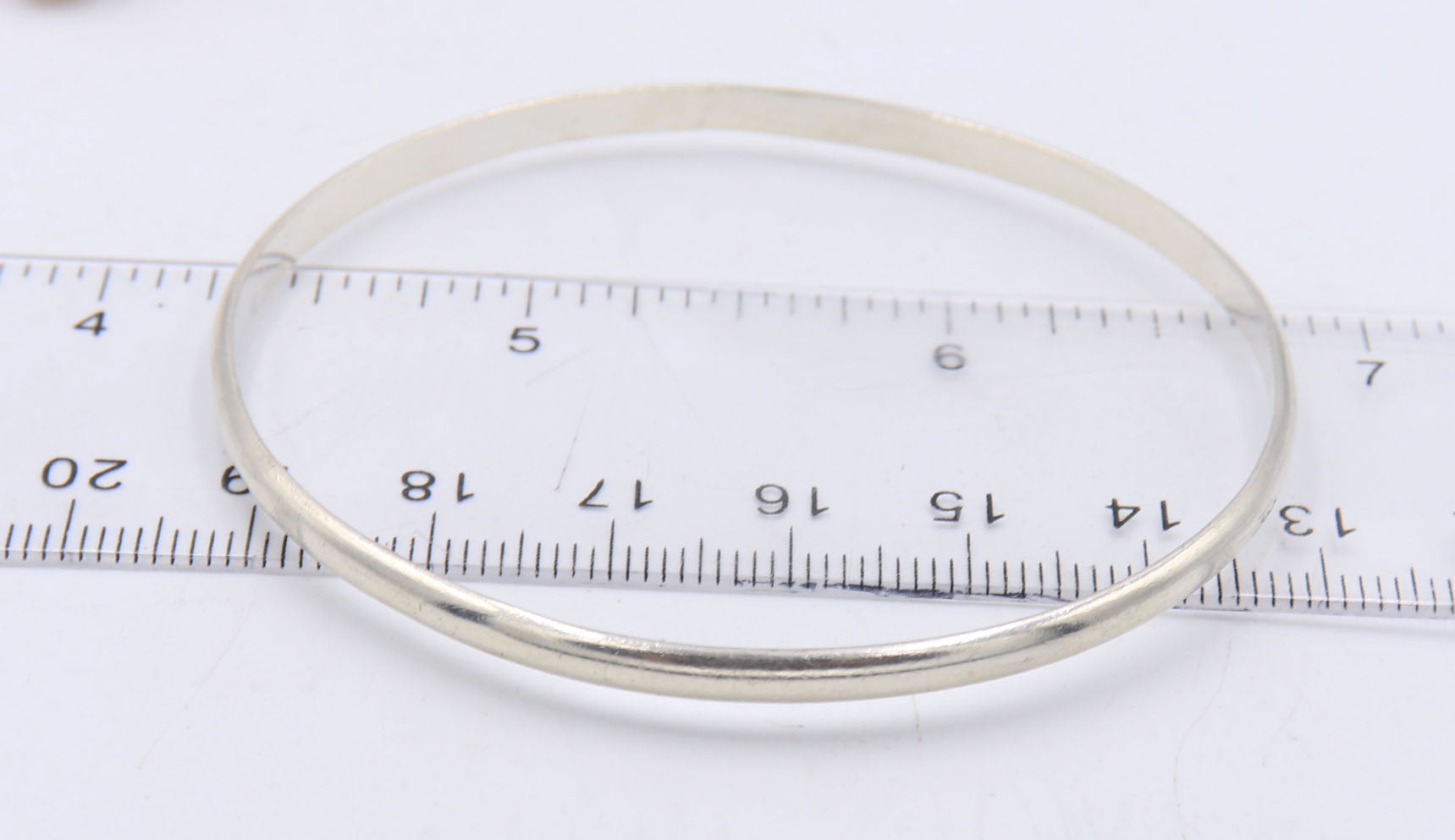 Group Lot of Vintage 925 Sterling Silver Bangles