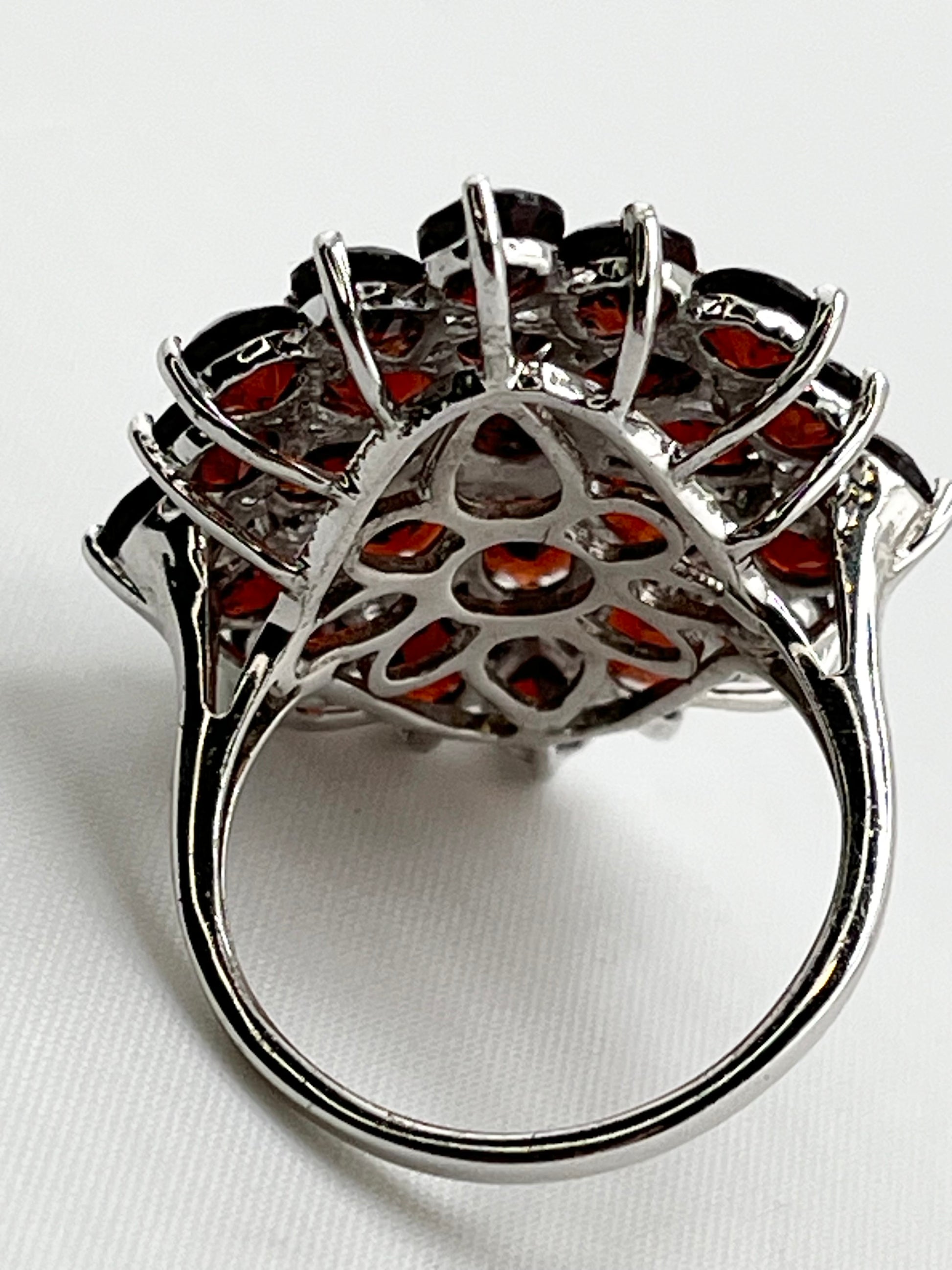 925 Sterling Silver Floral Spray Design Cluster Garnet Ring