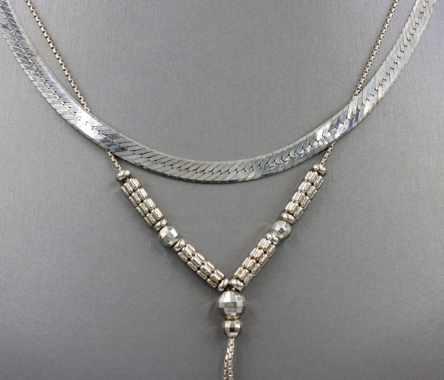 Lot of 2 Vintage 925 sterling silver necklaces