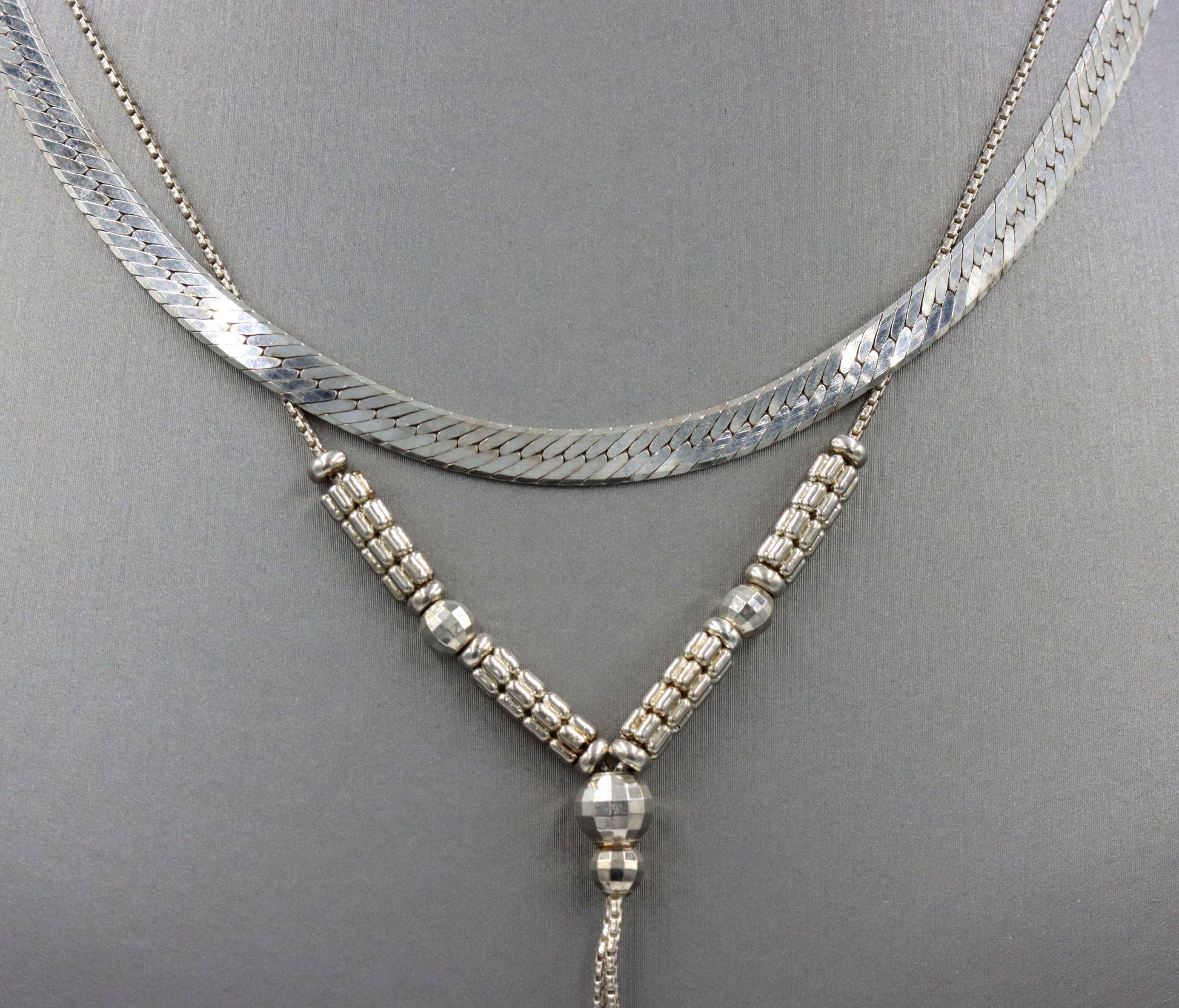 Lot of 2 Vintage 925 sterling silver necklaces