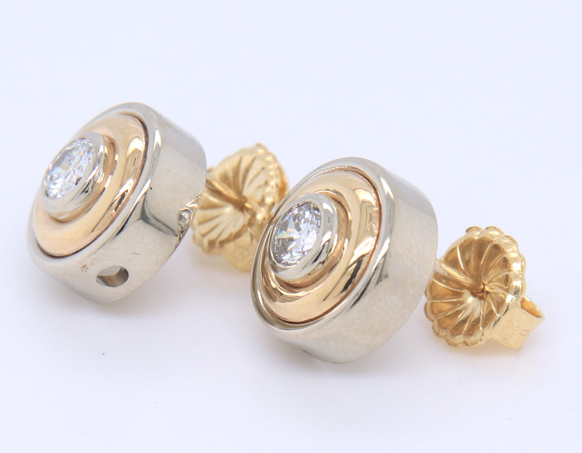 Attractive Two Tone Gold approximate 0.50ctw 2 Tone Bezel Set Diamond Earrings