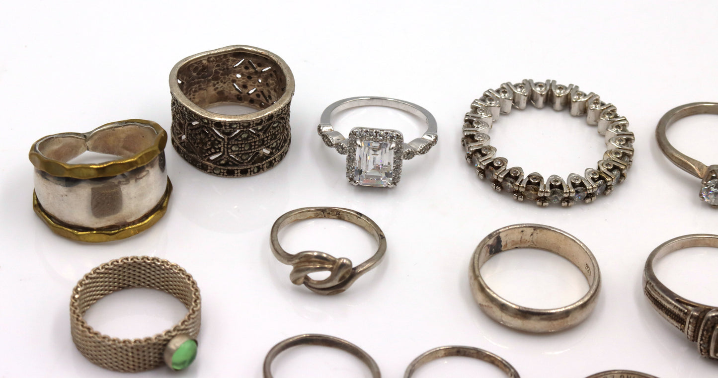 Group lot of vintage 925 sterling silver rings