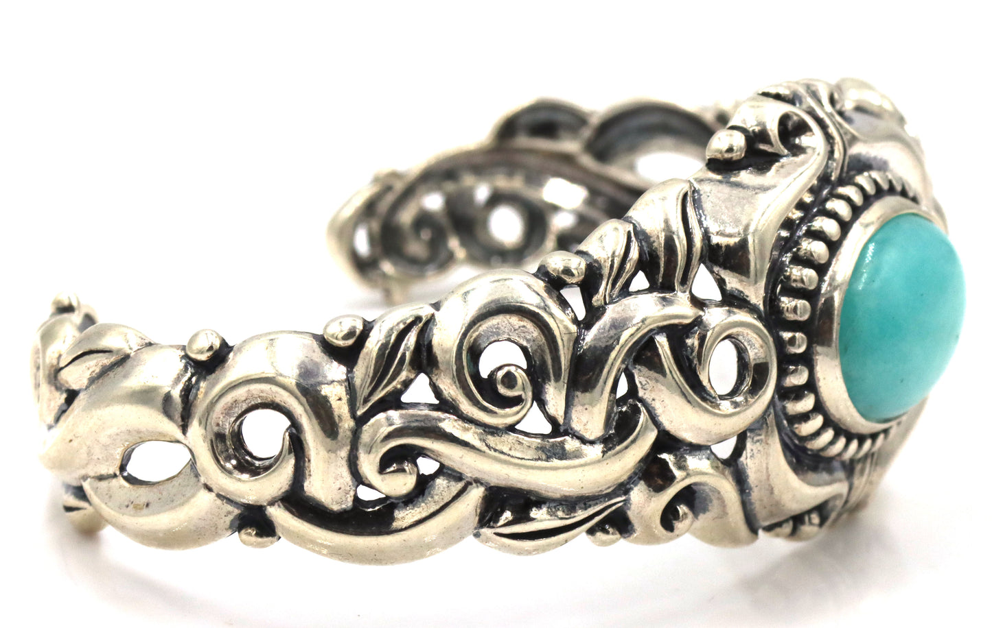 925 Sterling Silver Ornate Beatiful Filigree With Large Oval Turquoise Center Cuff Bracelet