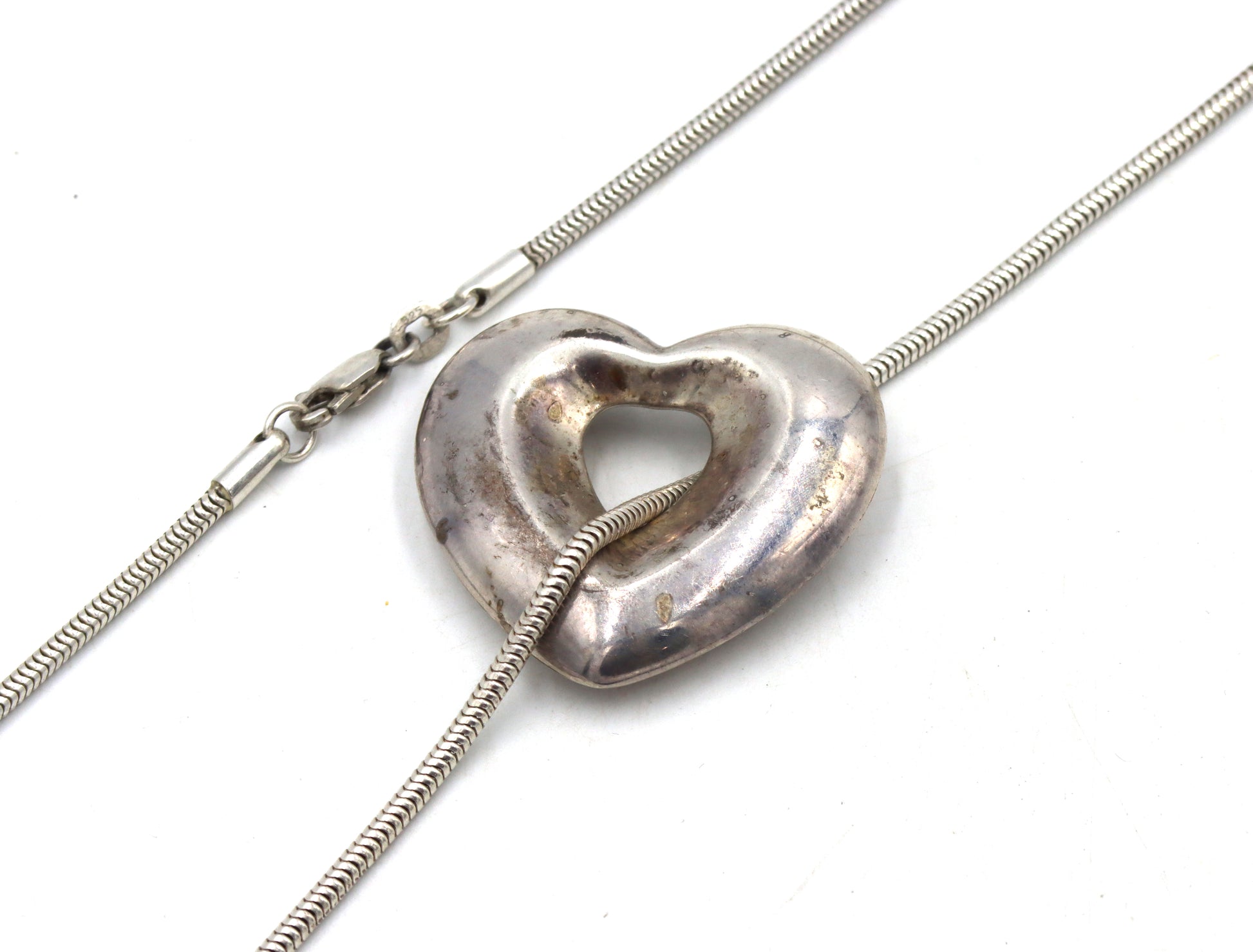 925 Sterling silver heart shaped pendant on snake chain necklace