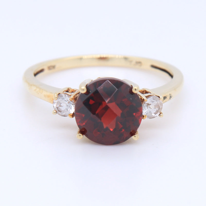 10KT Yellow Gold Set Of Garnet Ring And Earrings