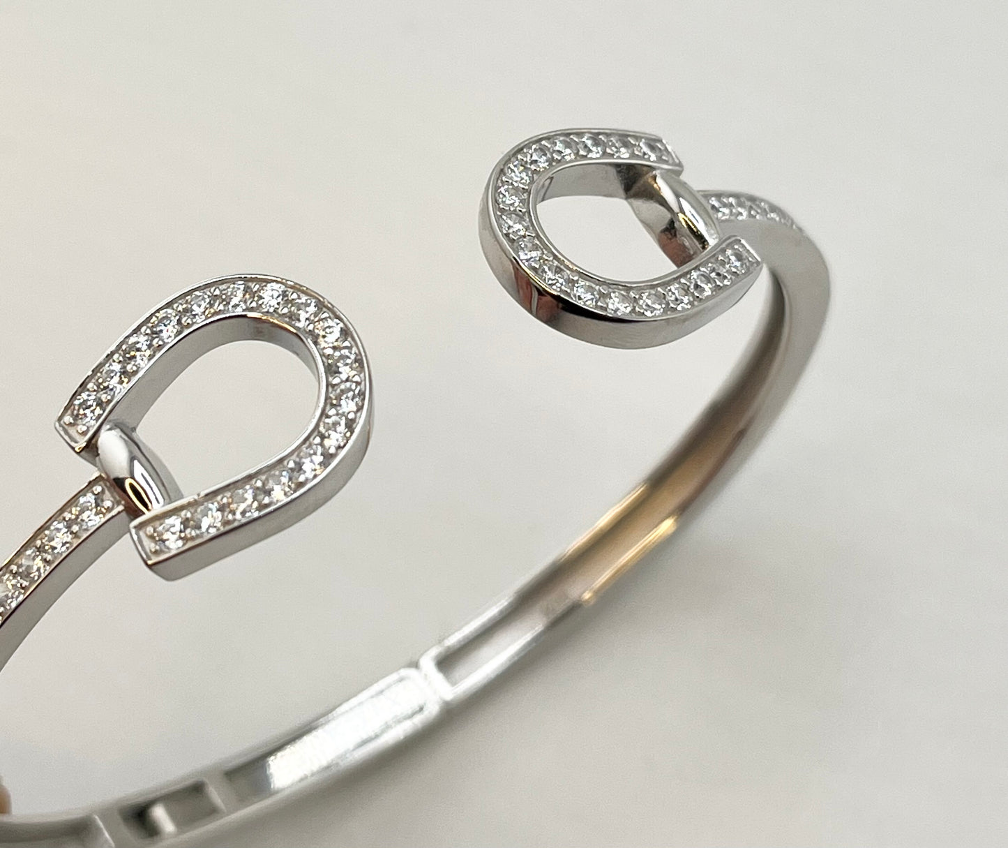 925 Sterling Silver Two Horsebit Motifs With End Design As Half Saddle Details Bangle