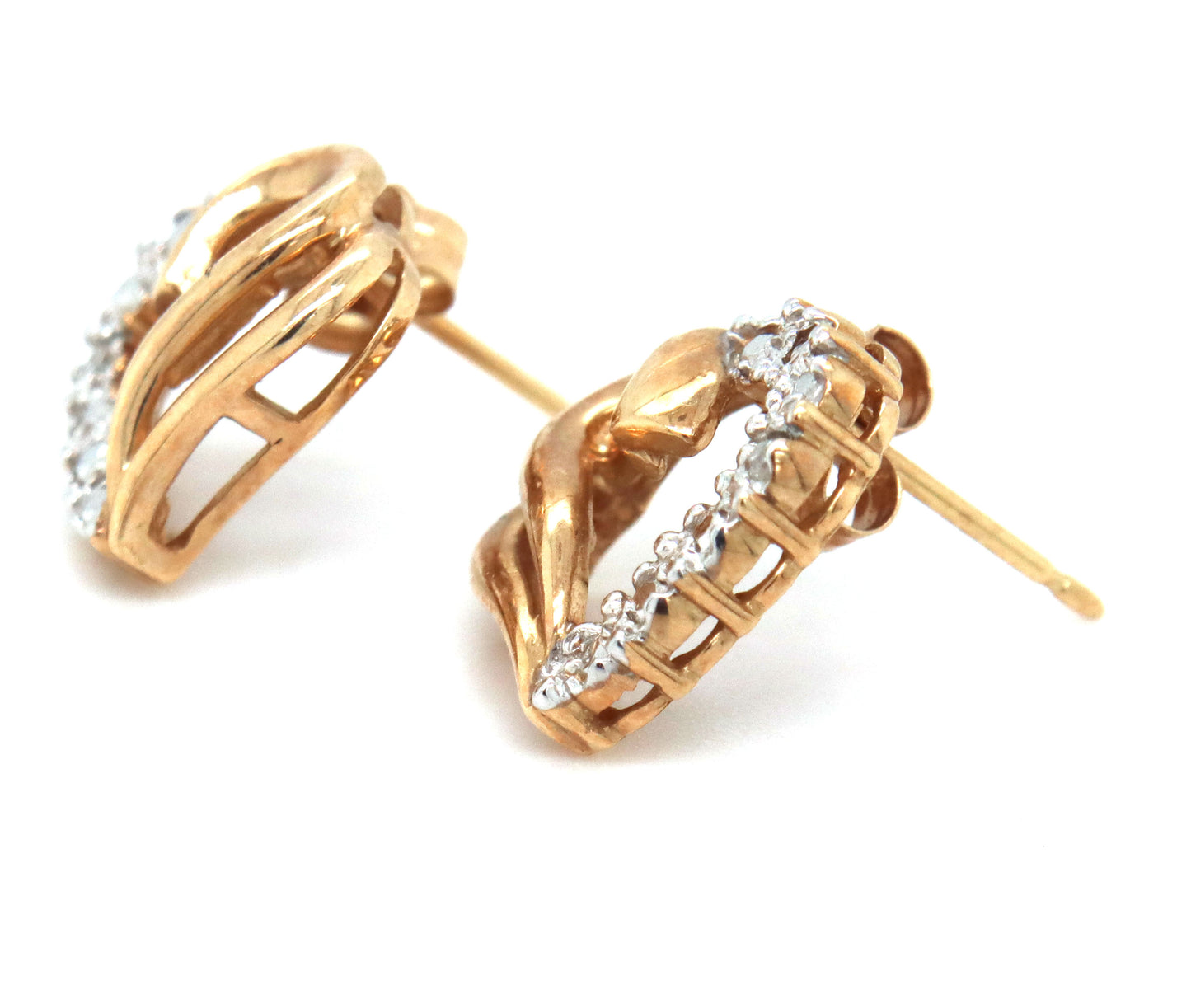 10kt Yellow gold diamond heart shaped earrings