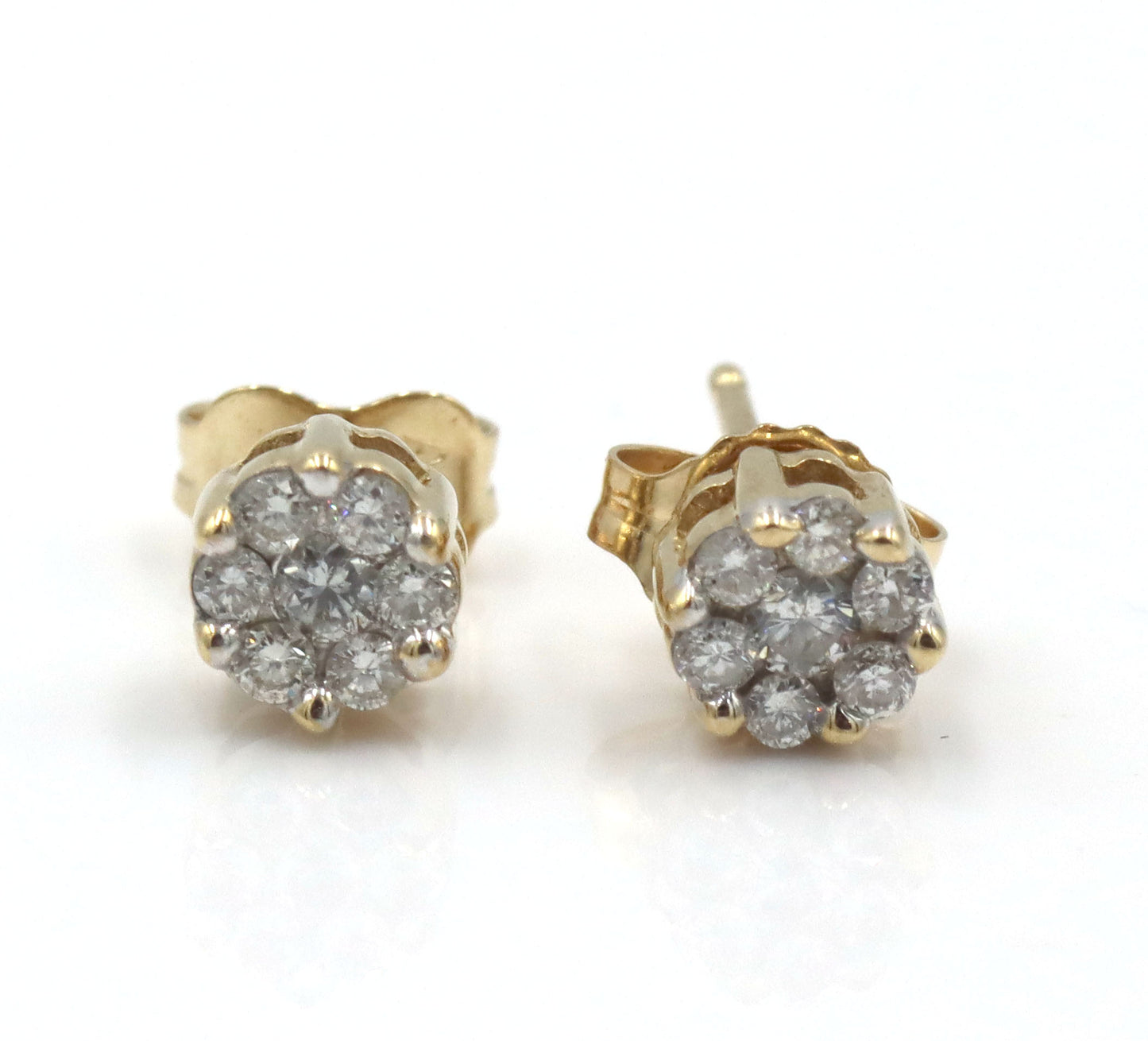 14kt Yellow gold 0.25ctw diamond cluster flower stud earrings