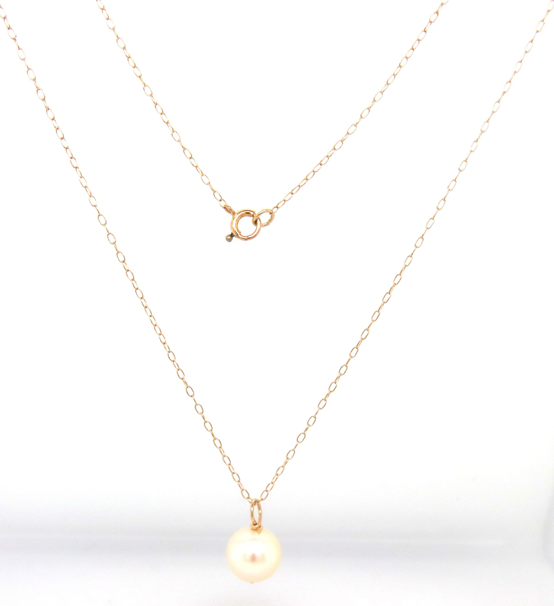 14kt Yellow gold 7.5-8mm pearl pendant on chain
