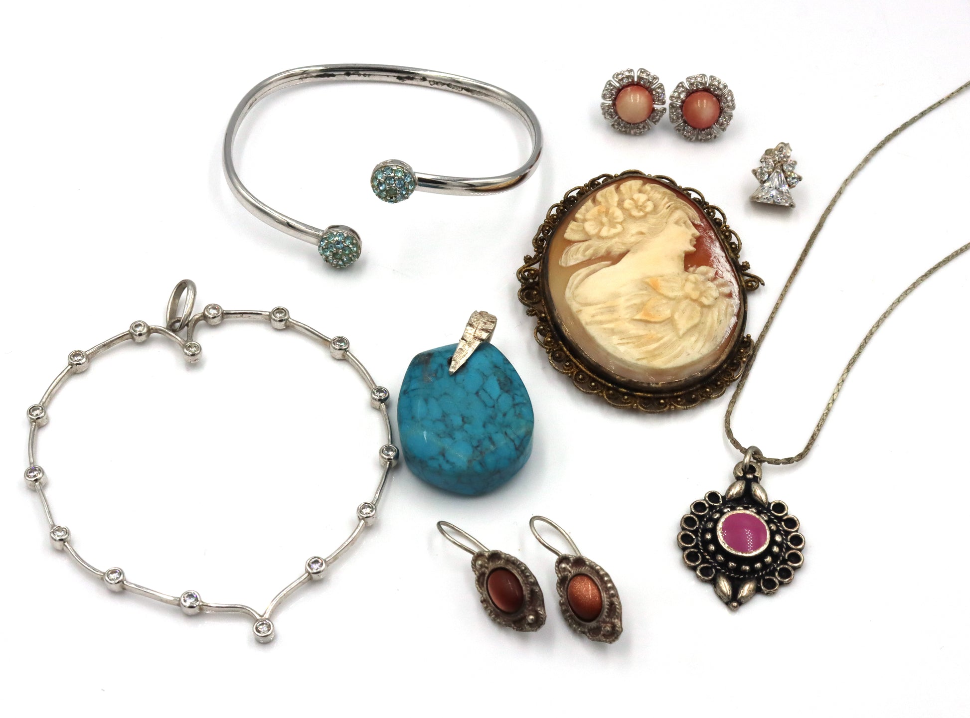 Vintage 925 sterling silver group of mixed jewelry