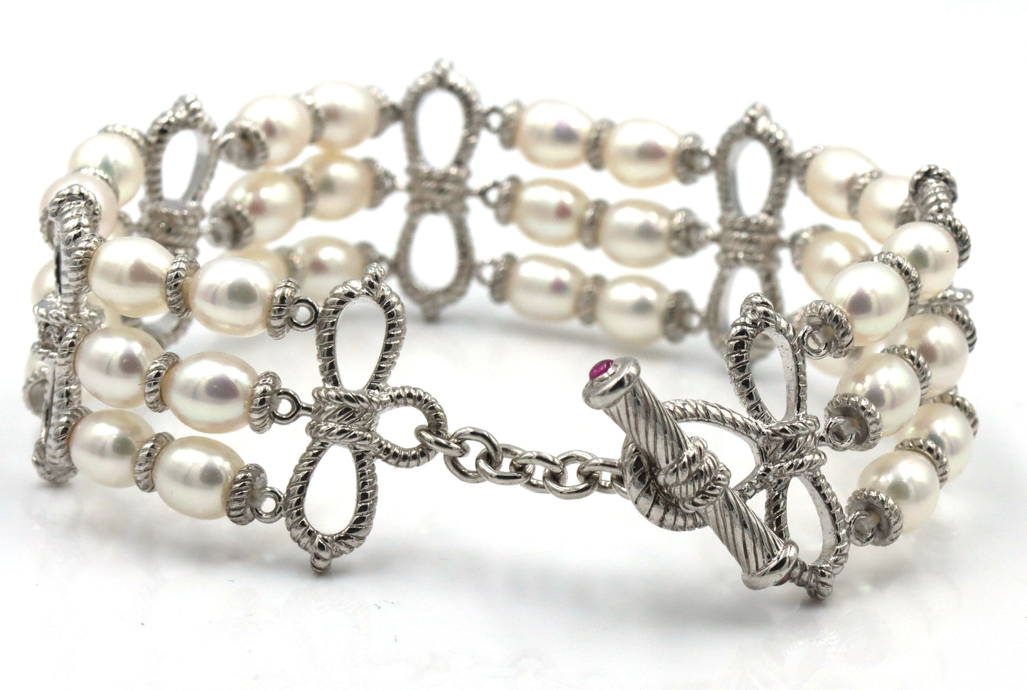 Judith Ripka 925 sterling silver and cultured fresh water pearl strand bracelet
