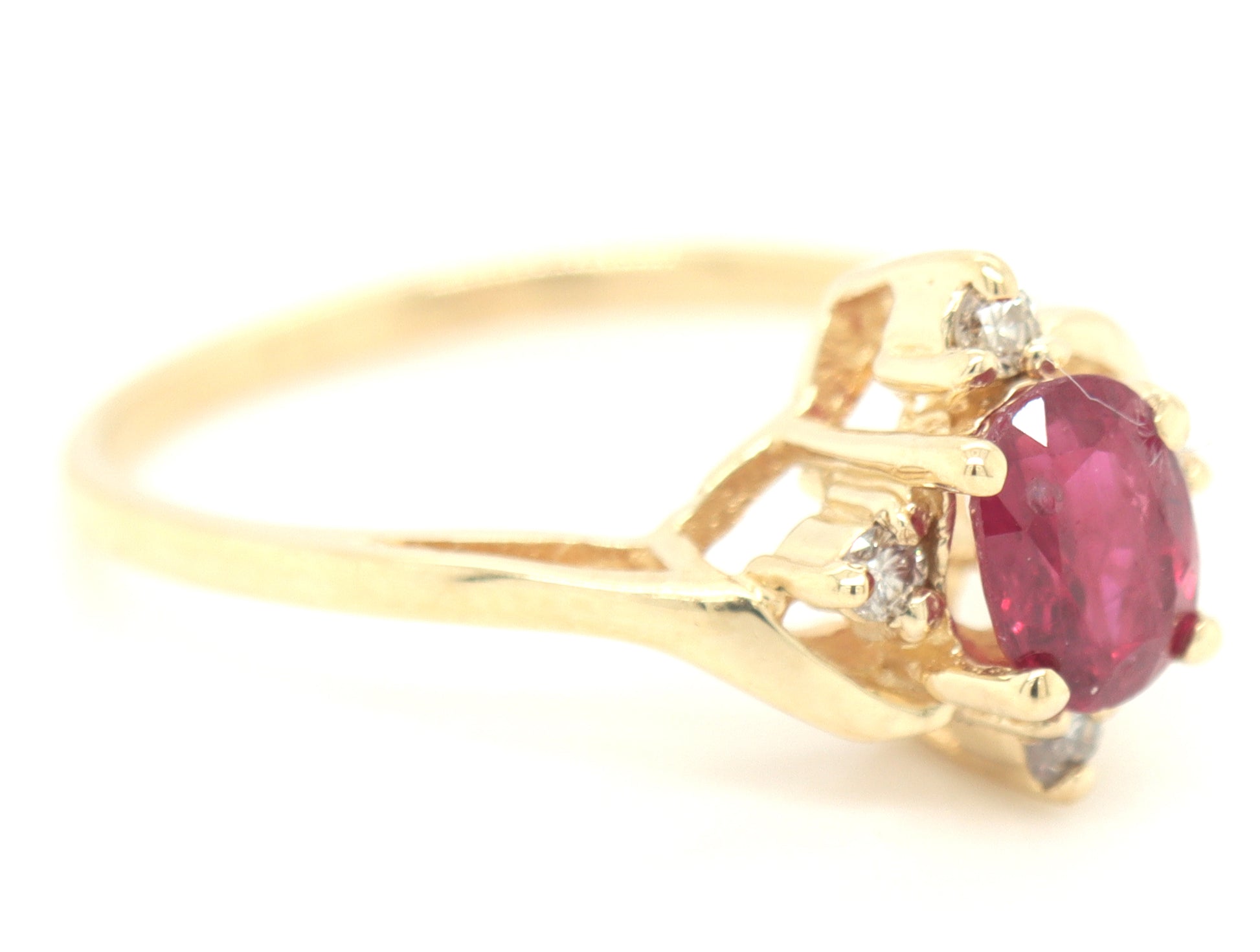 14kt Yellow gold 0.50ctw ruby and diamond accent ring