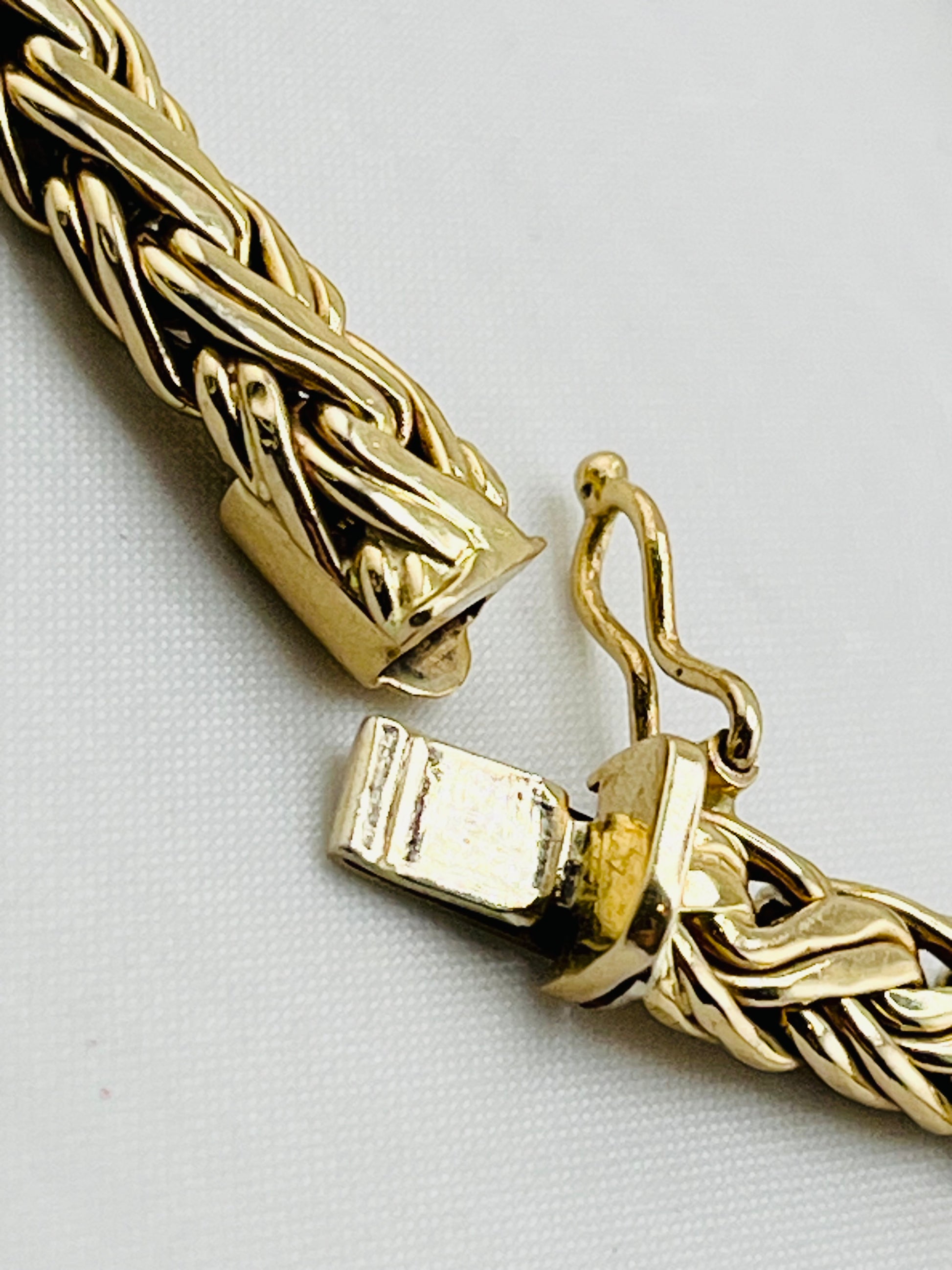 Vintage Tiffany& Co 14KT Yellow Gold Graduated Thick Woven Link Necklace