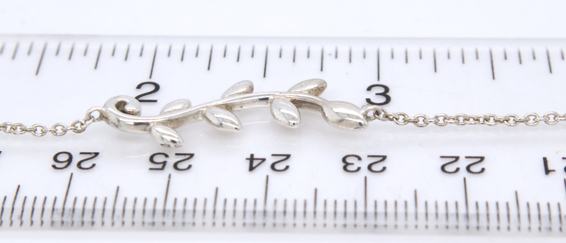 Tiffany & Co Olive leaf Vine bracelet in 925 sterling silver