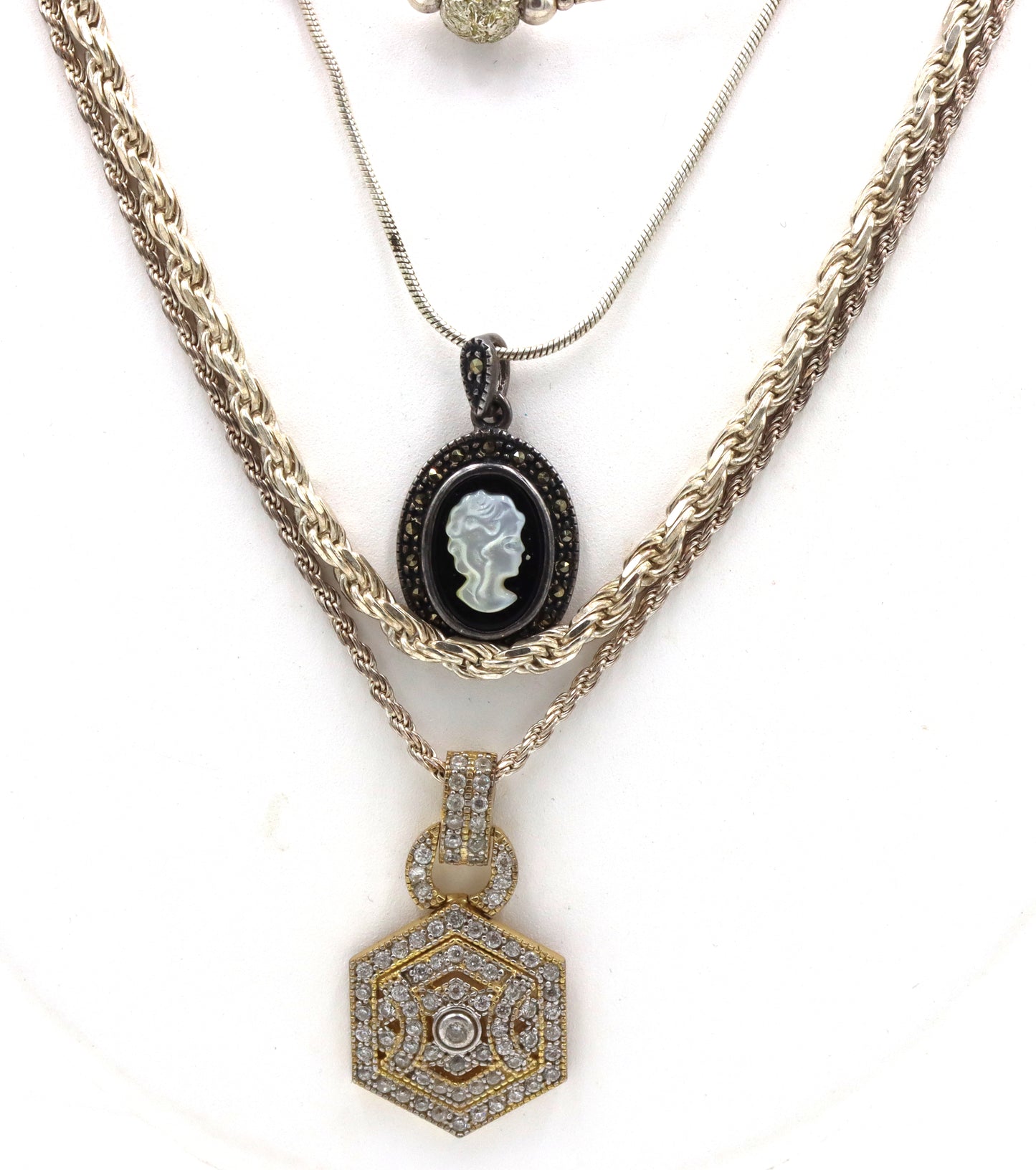 Group lot of 4 Vintage 925 sterling silver necklaces