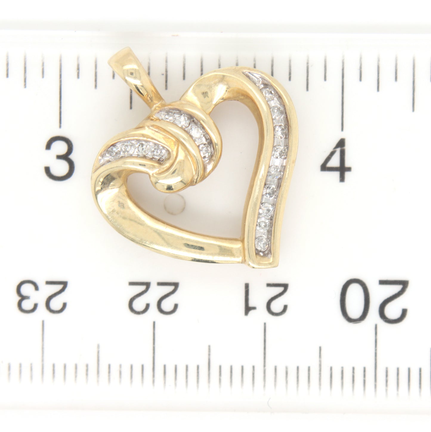 10kt Yellow gold heart shaped diamond pendant