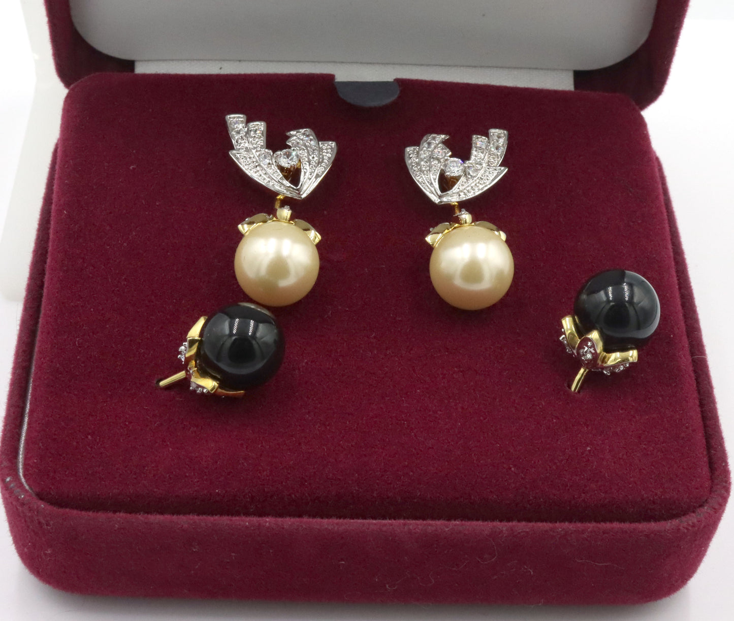 Camrose & Kross Jackie Kennedy gold tone pearl interchanging earrings