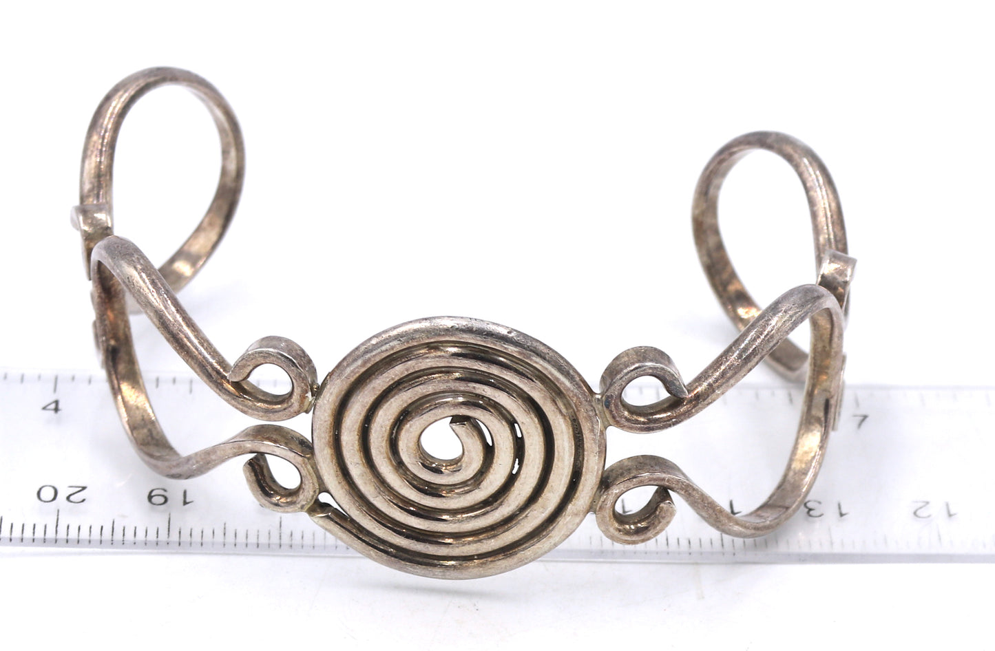 Group lot of Vintage 925 sterling silver Bangles