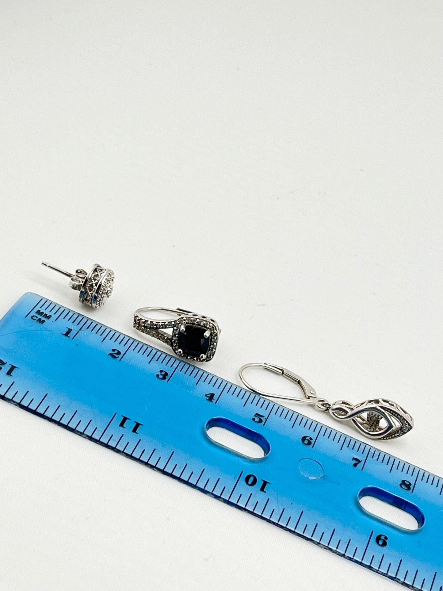 925 Sterling Silver Three pair Of Earrings Lot