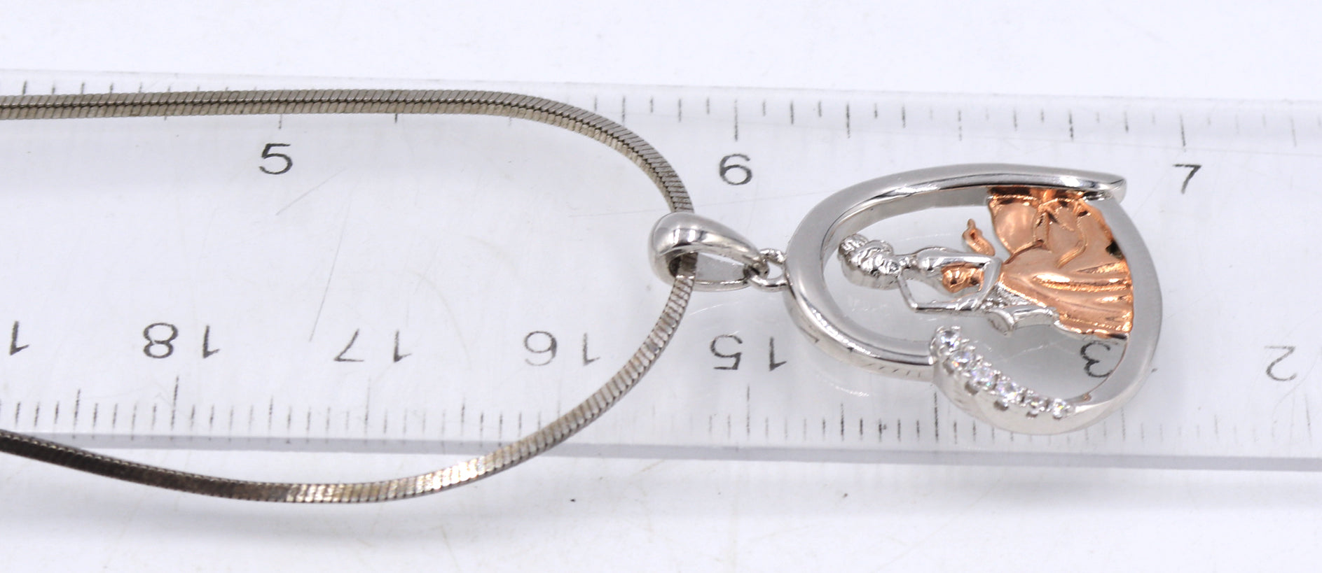 Group lot of Vintage 925 sterling silver necklaces