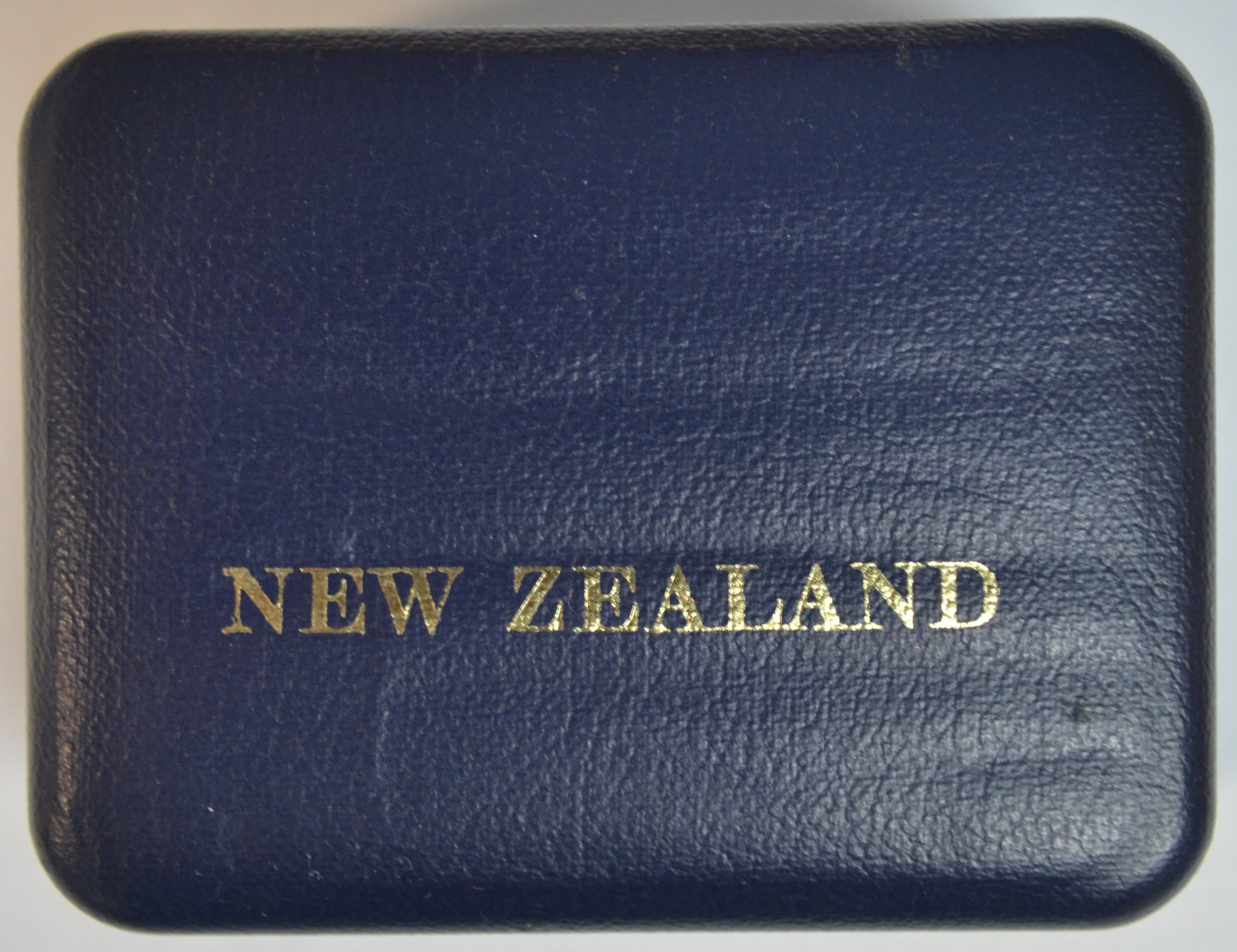 1973 New Zealand One Dollar Proof Coin Brilliant Mirror Finish Original Presentation Case