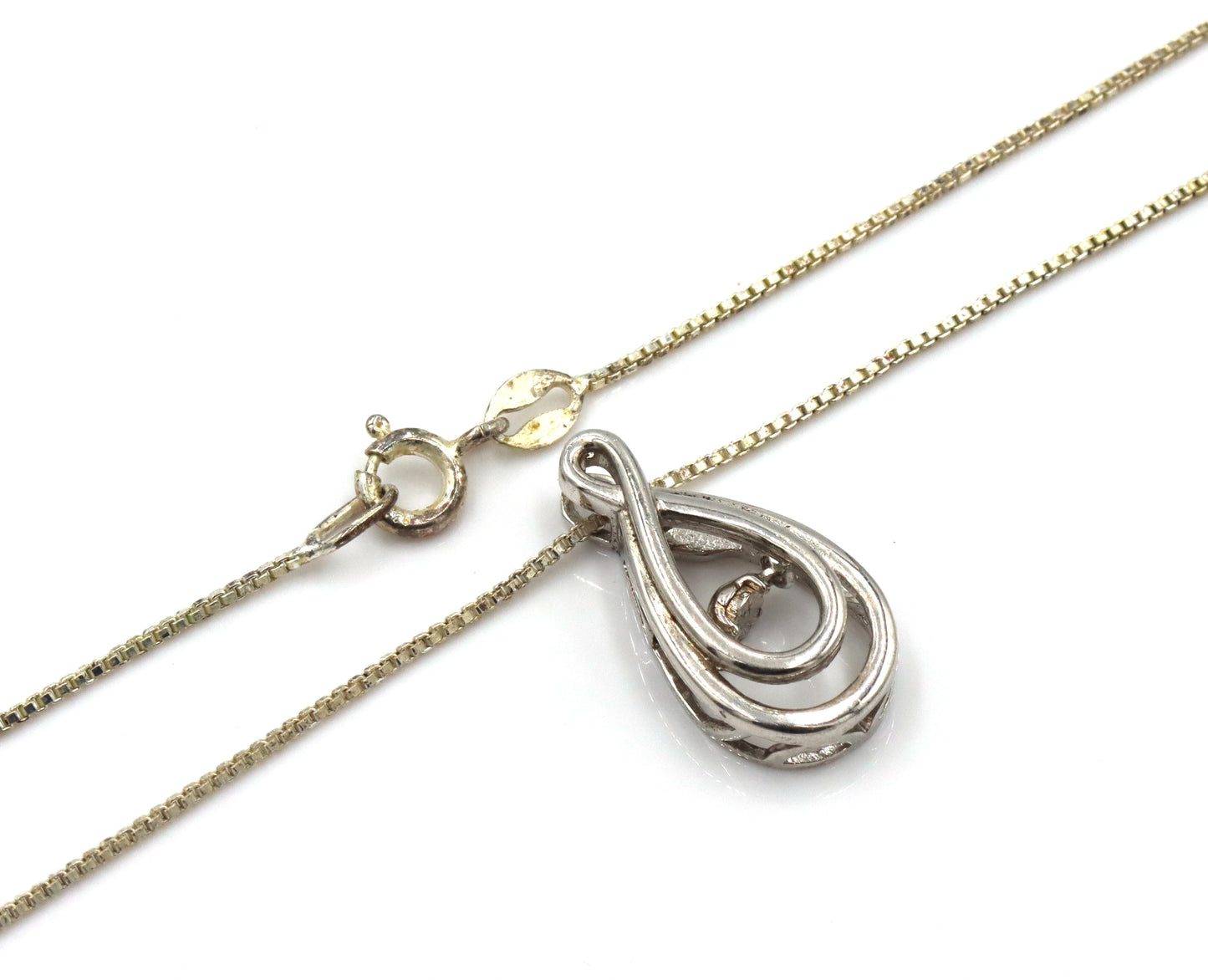 Vintage 925 sterling silver group lot of 8 vintage 925 sterling silver necklaces