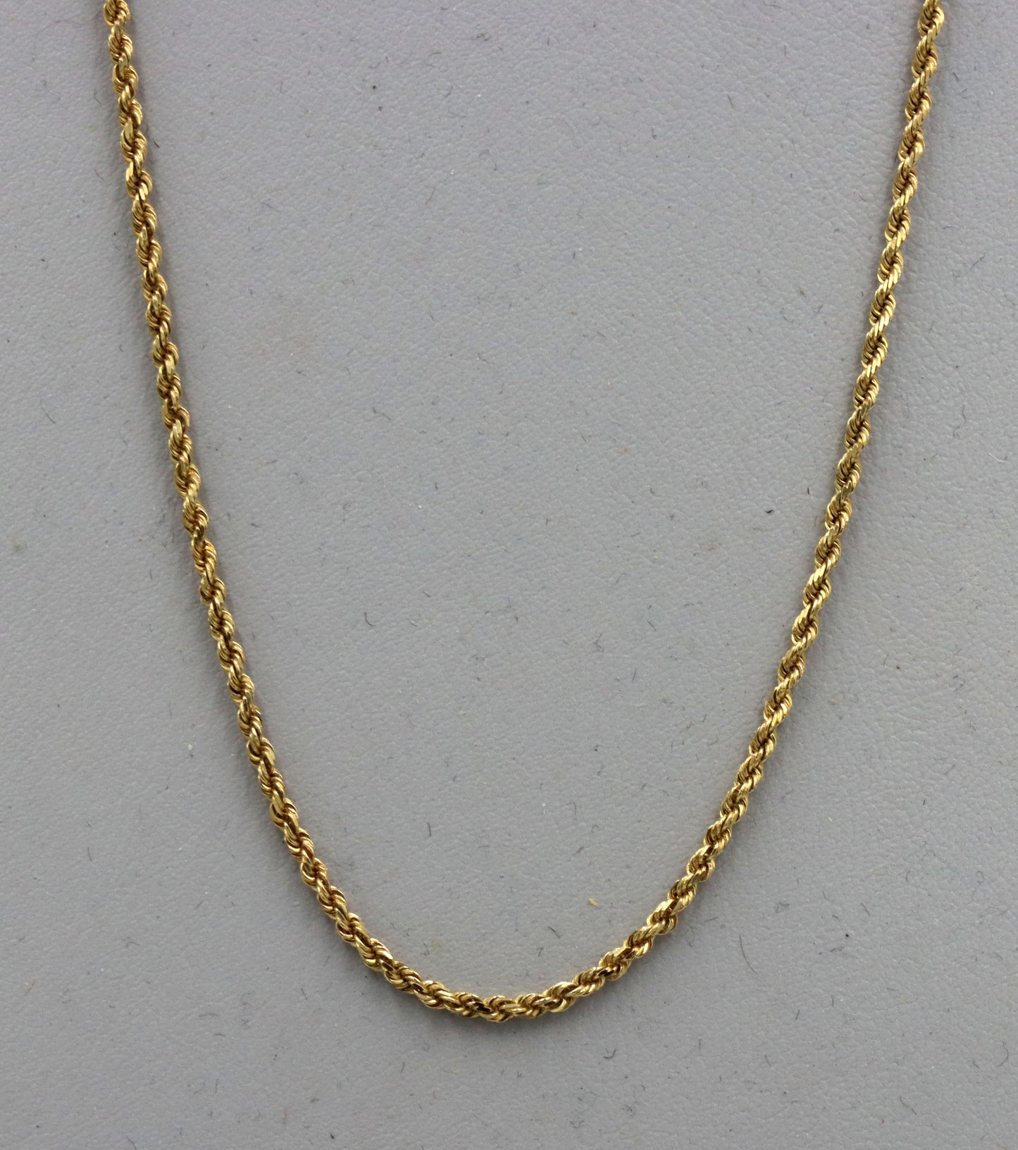 14kt Yellow gold rope chain necklace
